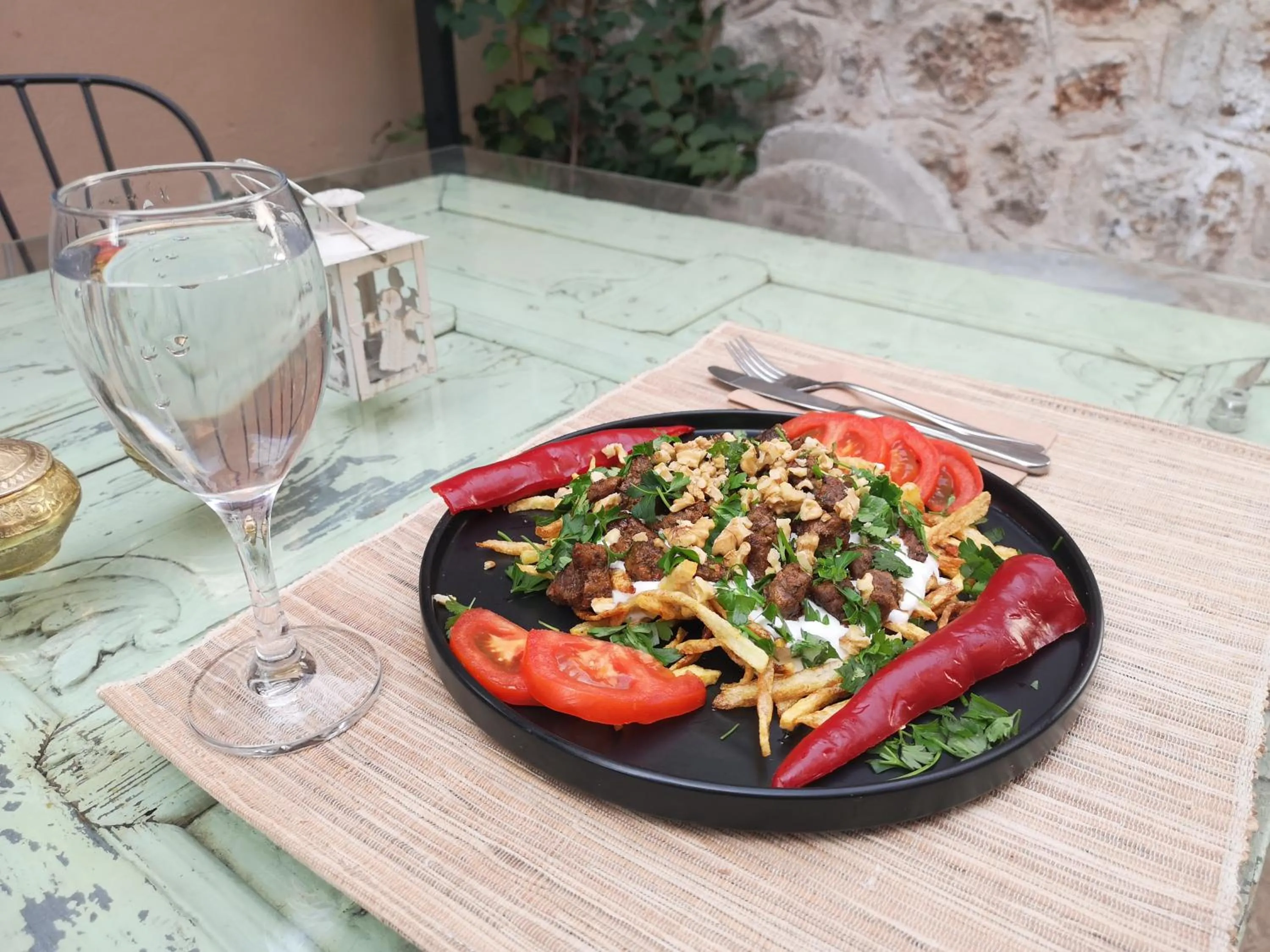 Restaurant/places to eat in La Casa Carina