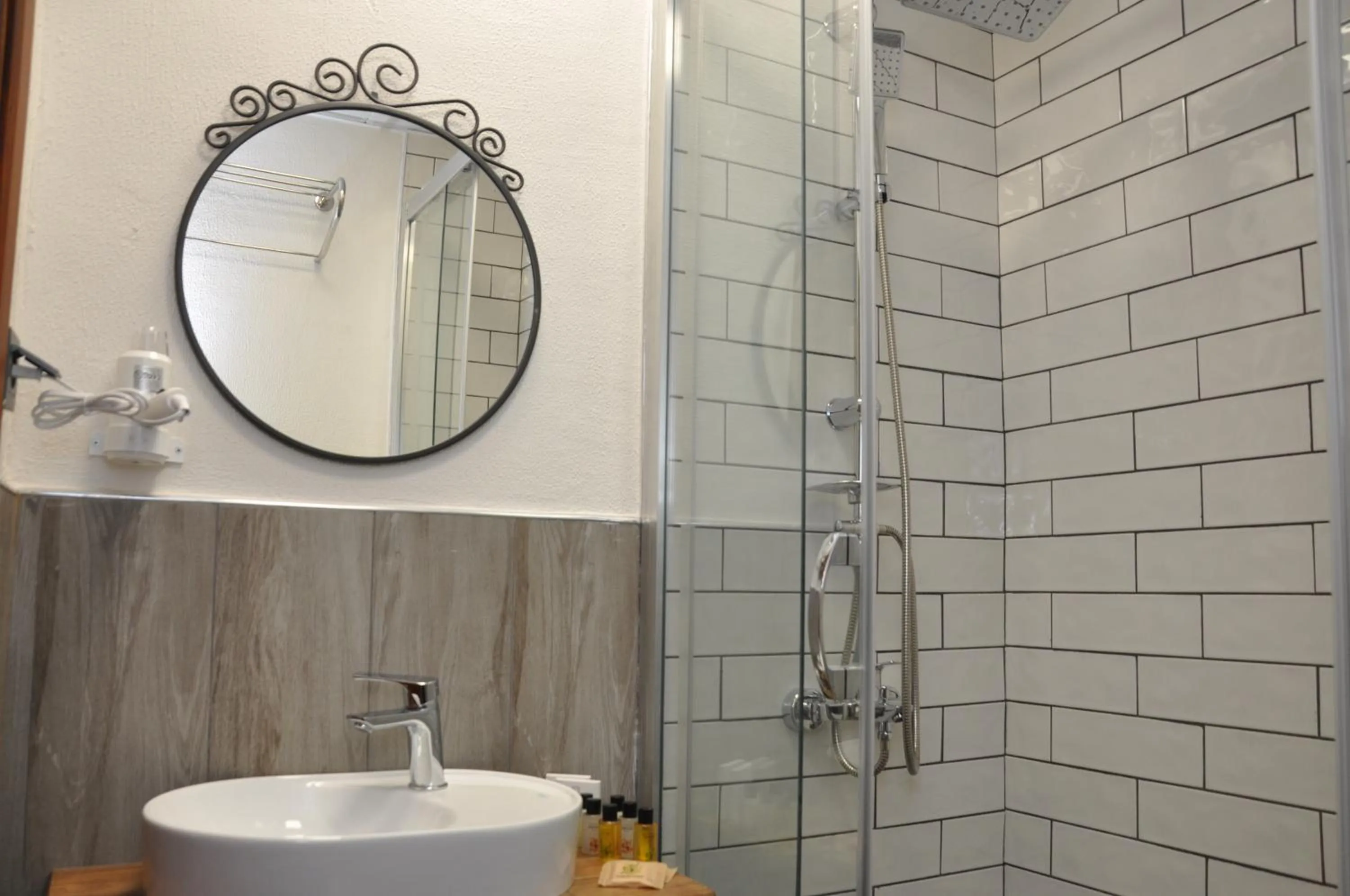 Shower in La Casa Carina