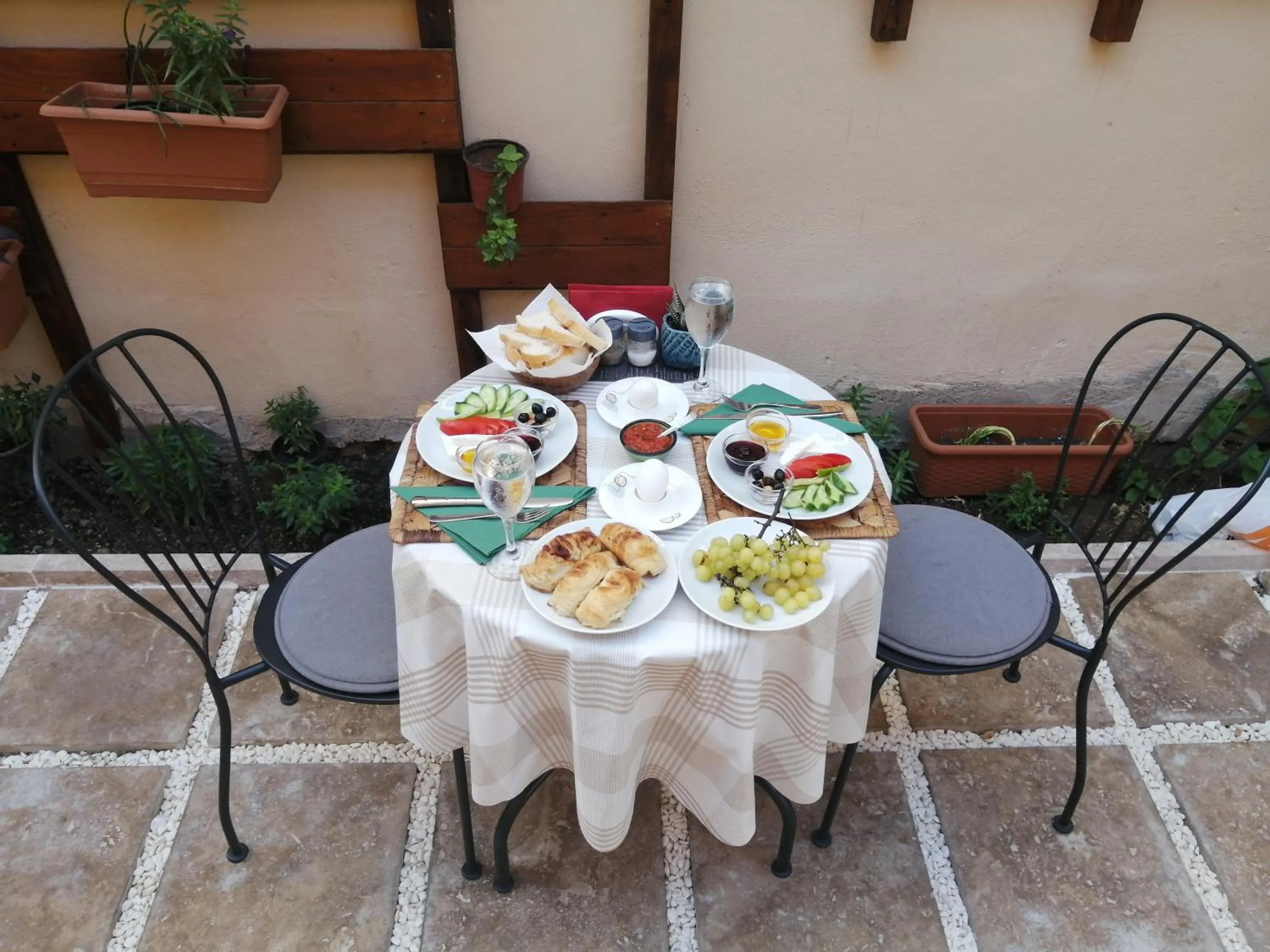 Breakfast in La Casa Carina