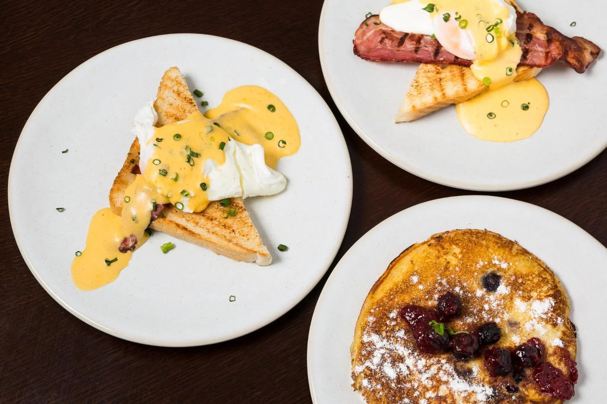 Restaurant/places to eat in Gallery Townhouse & Home