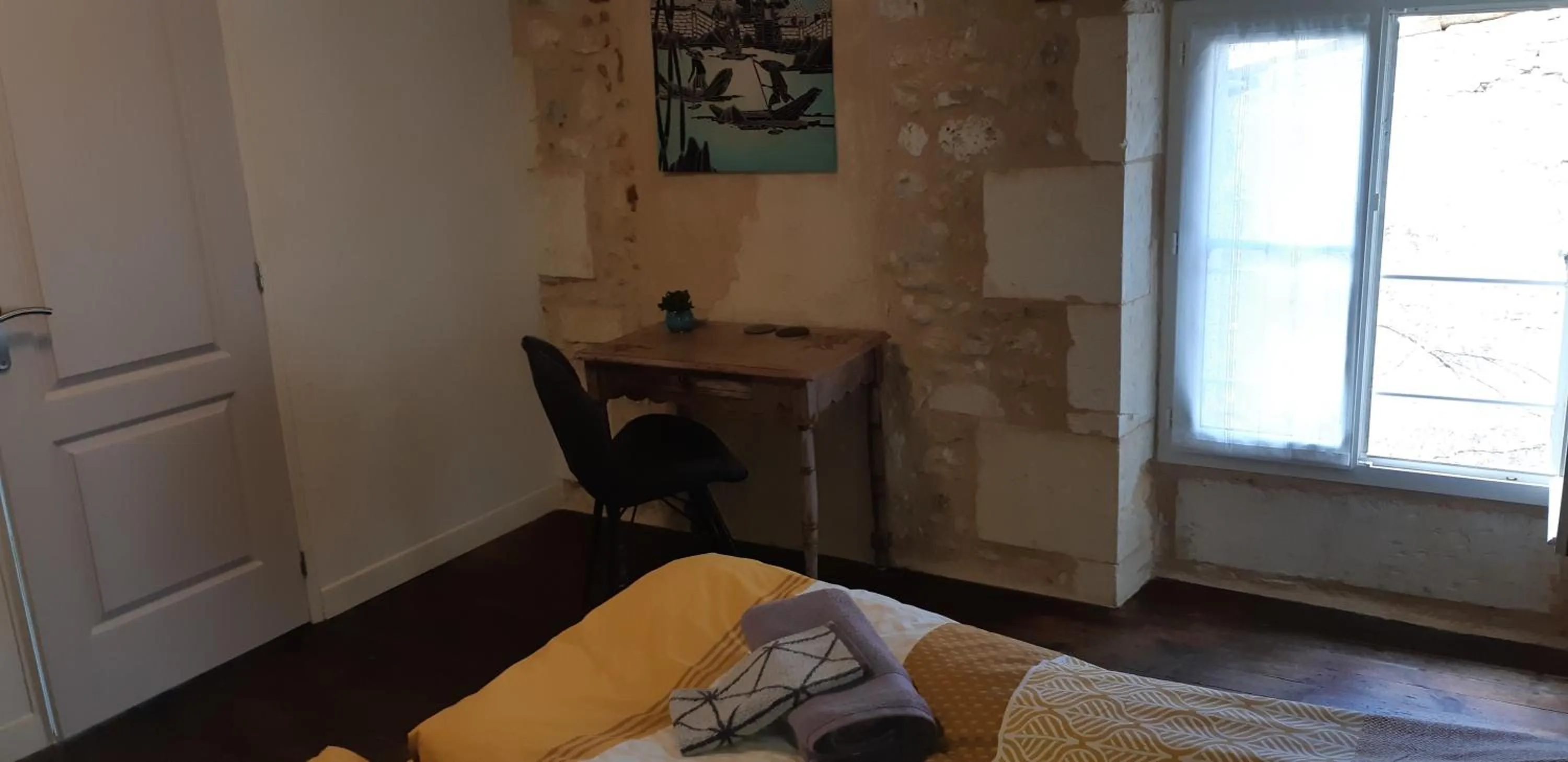 Bedroom, Bed in La Miramboise, chambres et table d hôtes