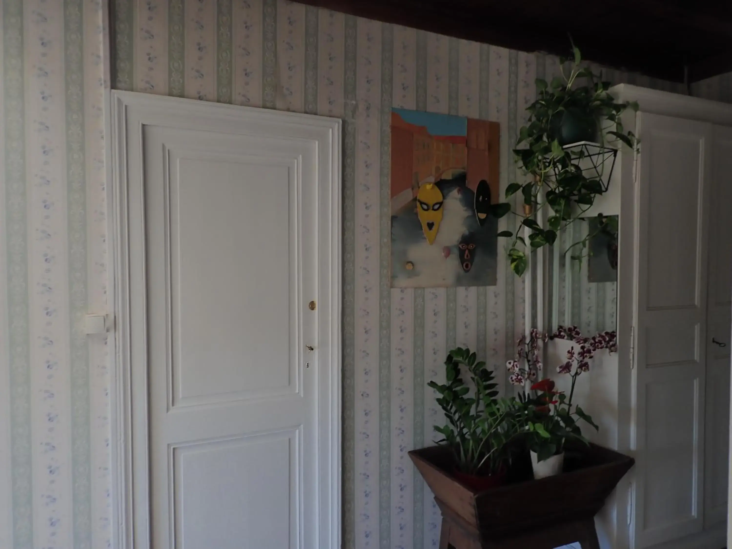 Double Room with Private Bathroom in La Miramboise, chambres et table d hôtes Double Room with Private Bathroom in La Miramboise, chambres et table d hôtes