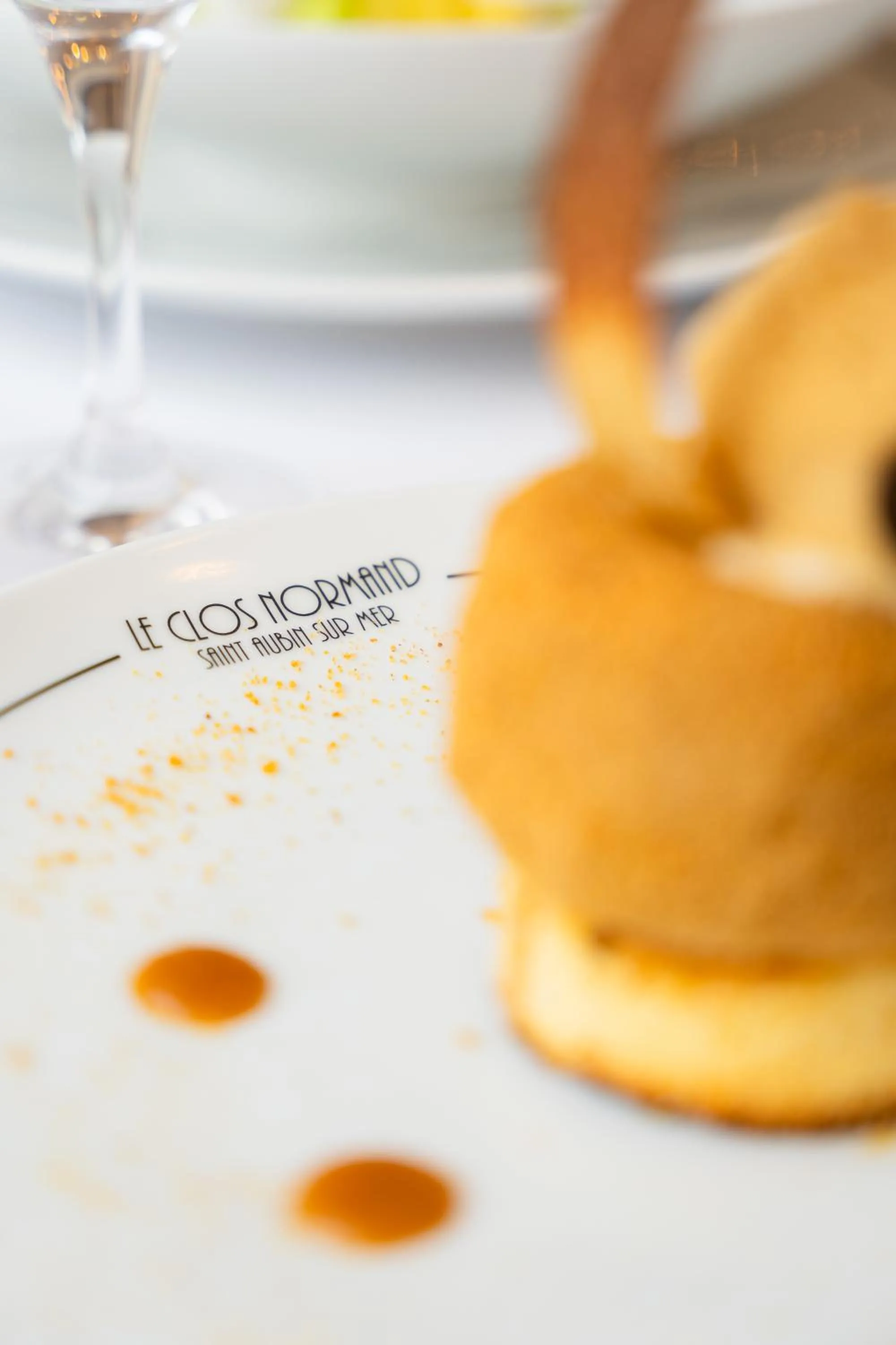 Restaurant/places to eat in Le Clos Normand