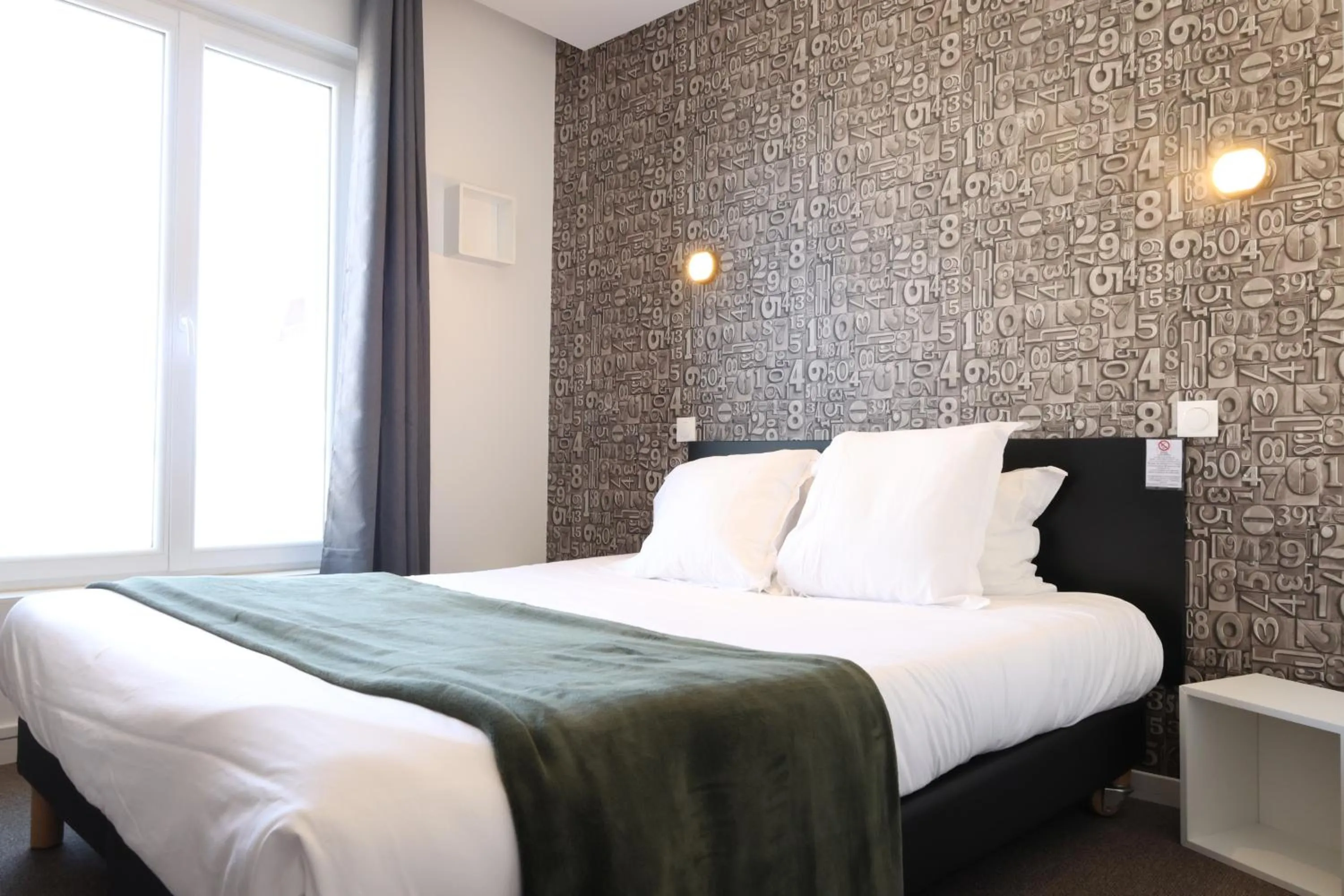 Bedroom, Bed in Le Clos Normand