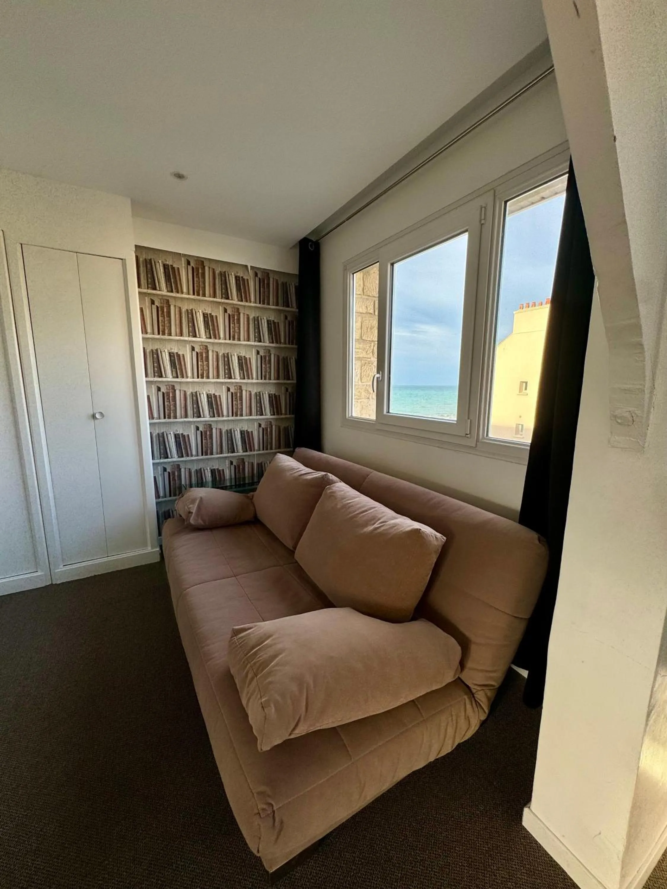 Bedroom in Le Clos Normand