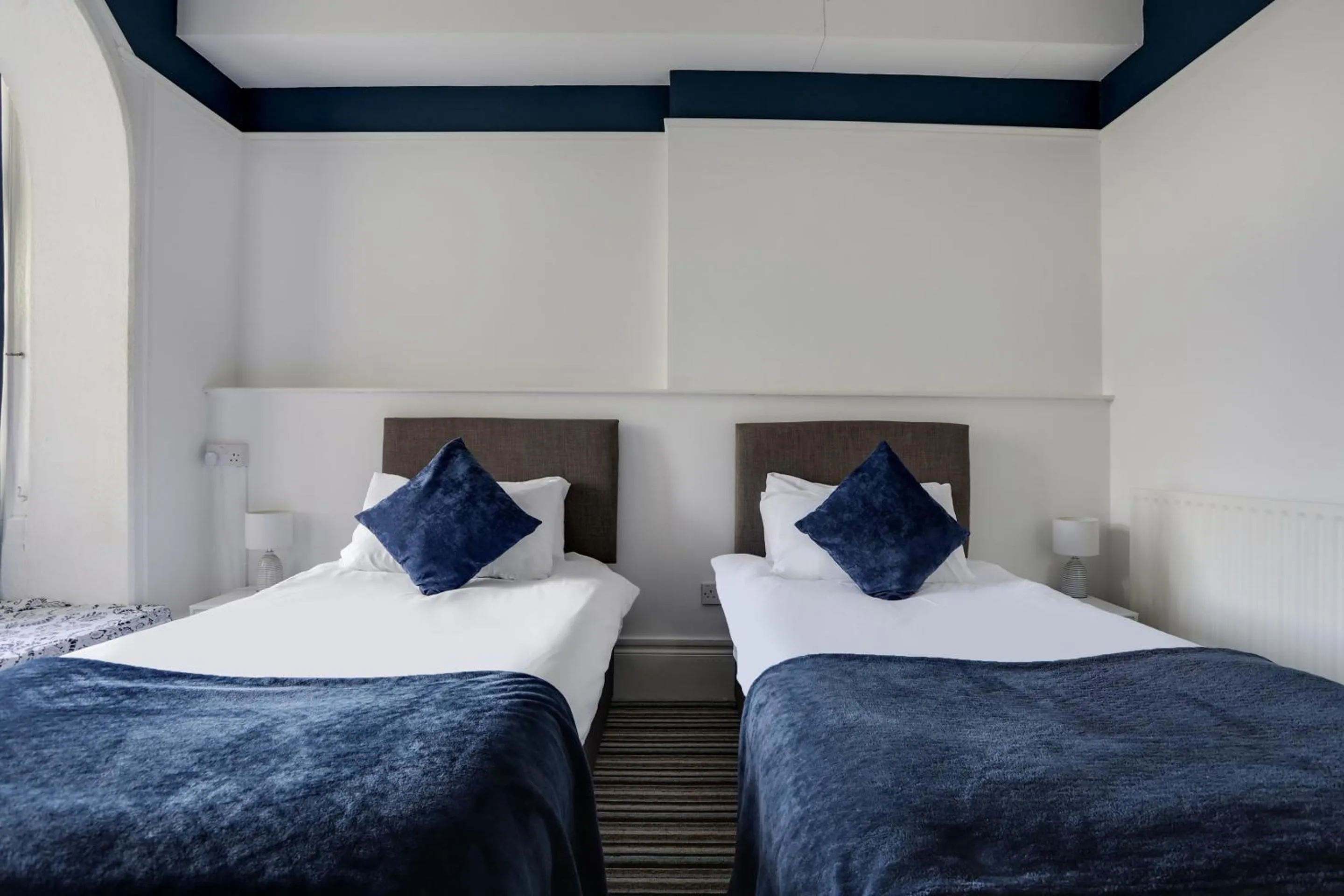 Bedroom, Bed in Lord Kitcheners Guest House