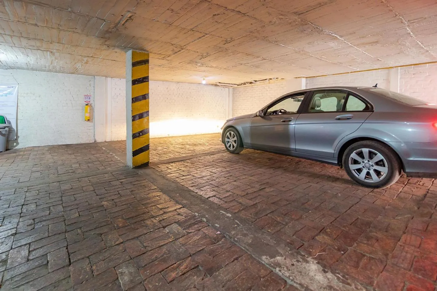 Parking in Ayenda La Antigua
