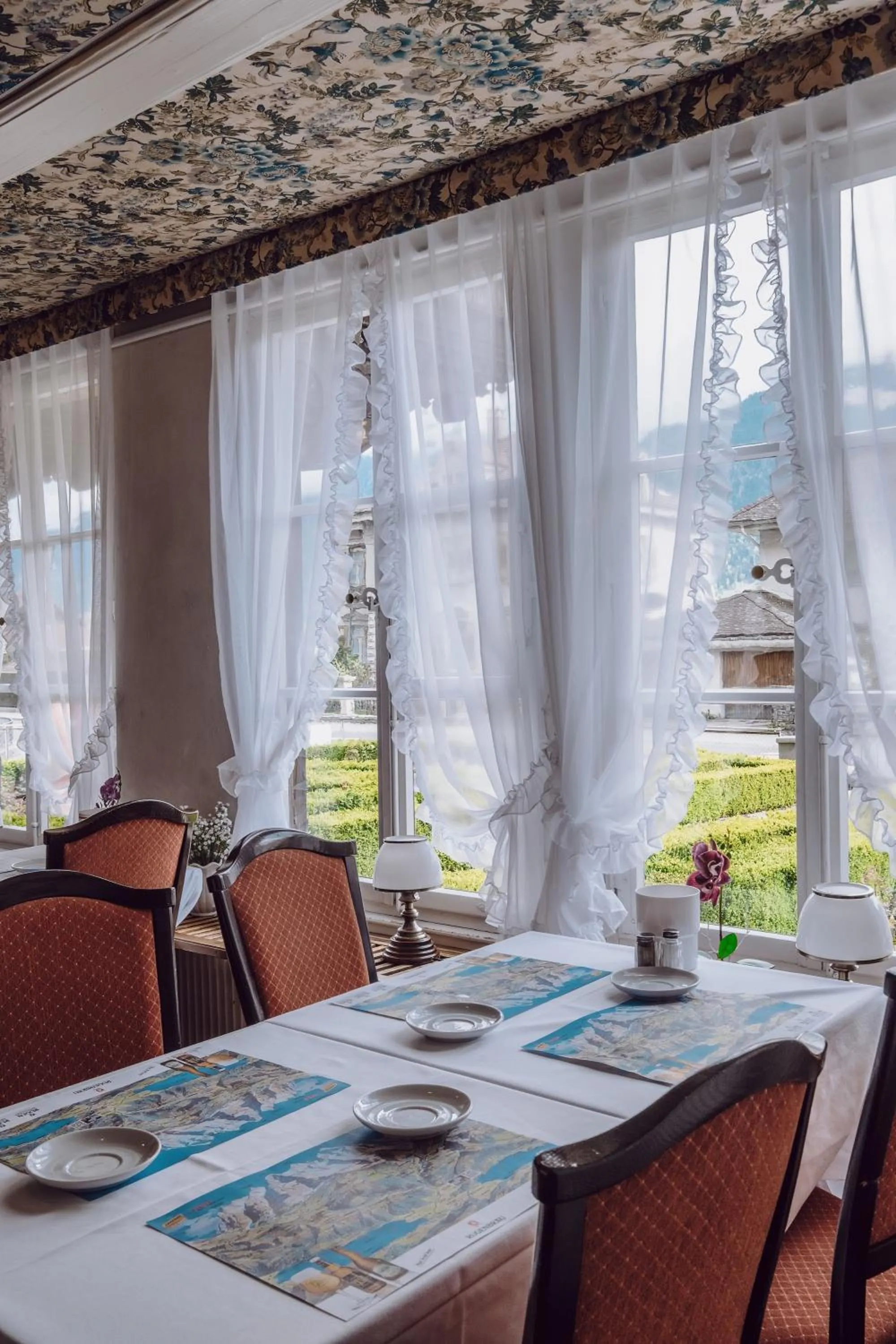 Restaurant/places to eat in Hotel Chalet Swiss