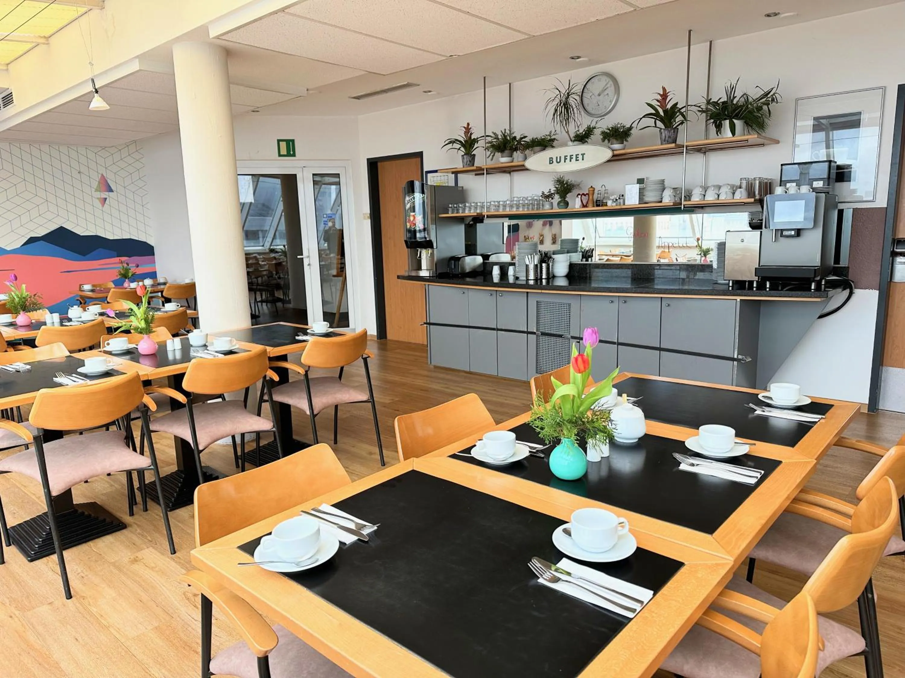 Breakfast in Grand Hostel Berlin Urban