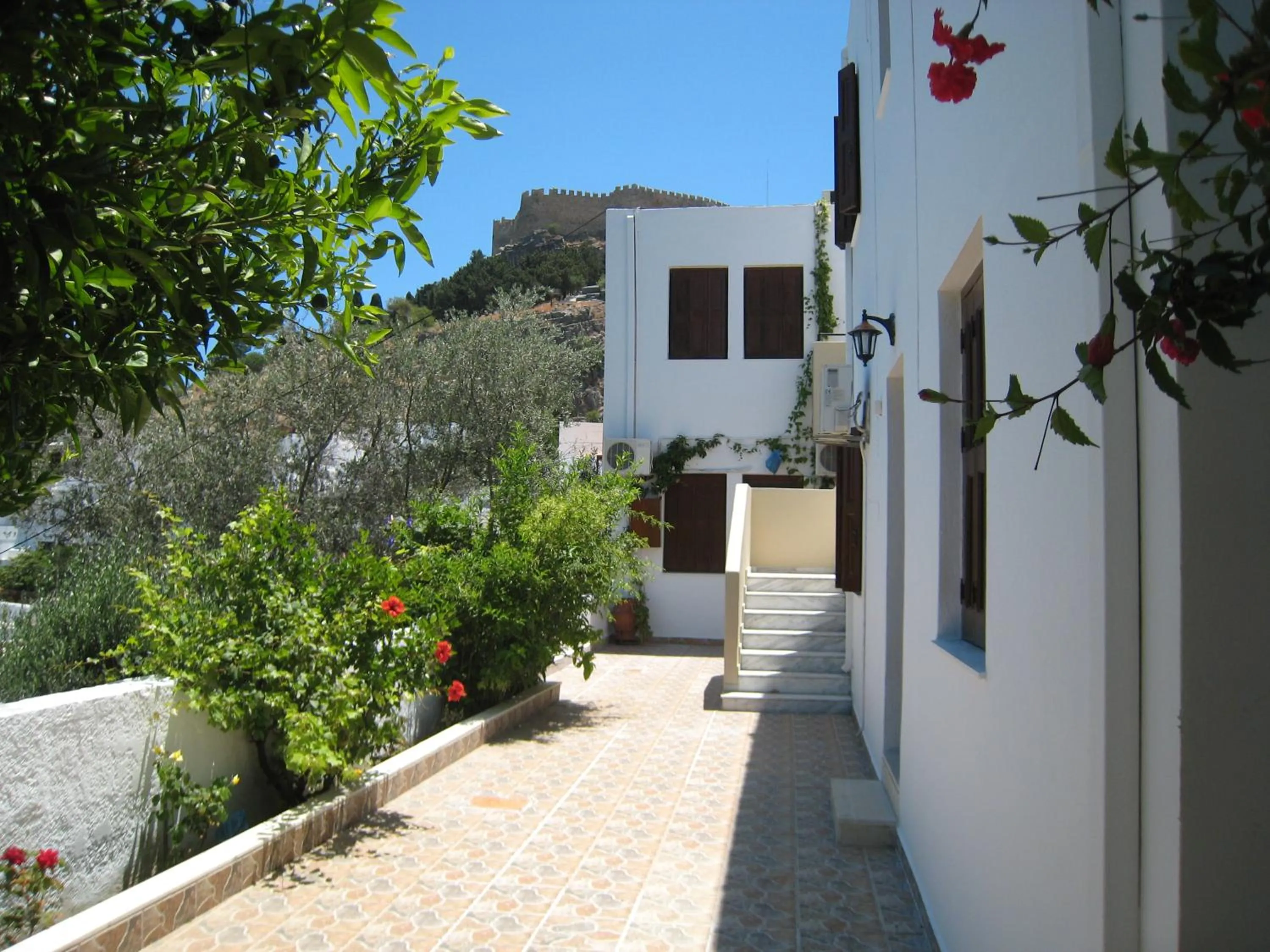 Property building in Eleftheria Lindian Studios II