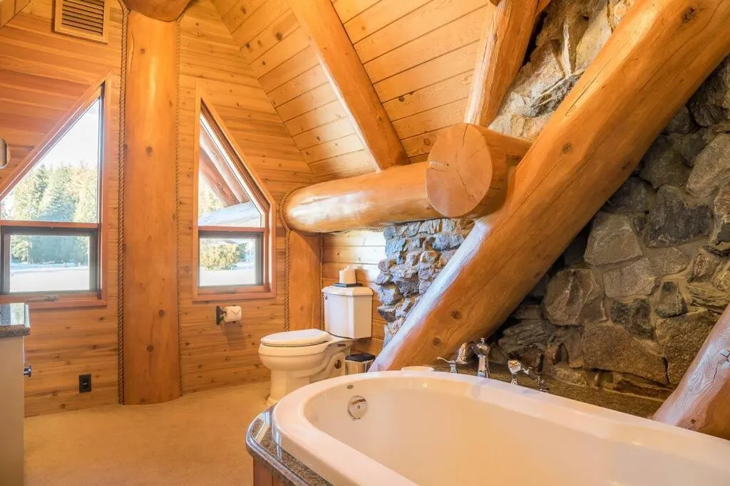 Toilet in Revelstoke House Luxury Log House at Base of Resort