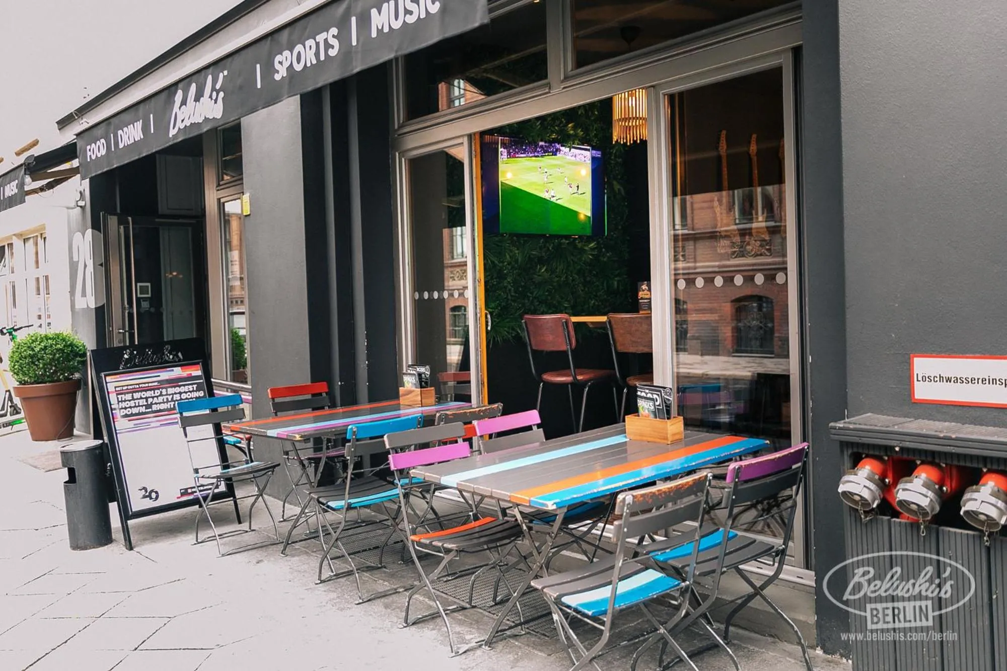 Facade/entrance in St Christopher's Inn Berlin - Mitte