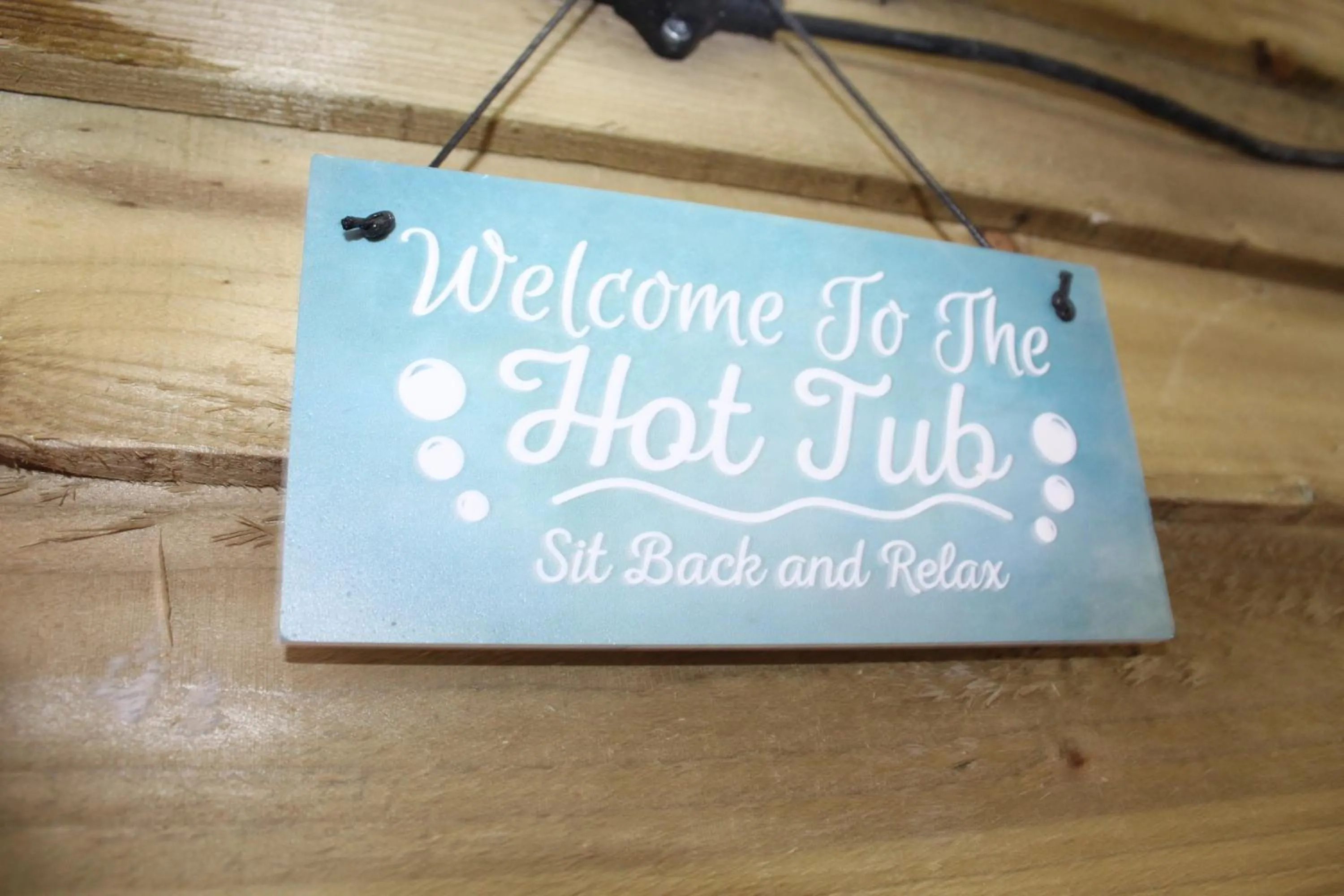 Property logo or sign in Albert Hottub & Jacuzzi Apartments