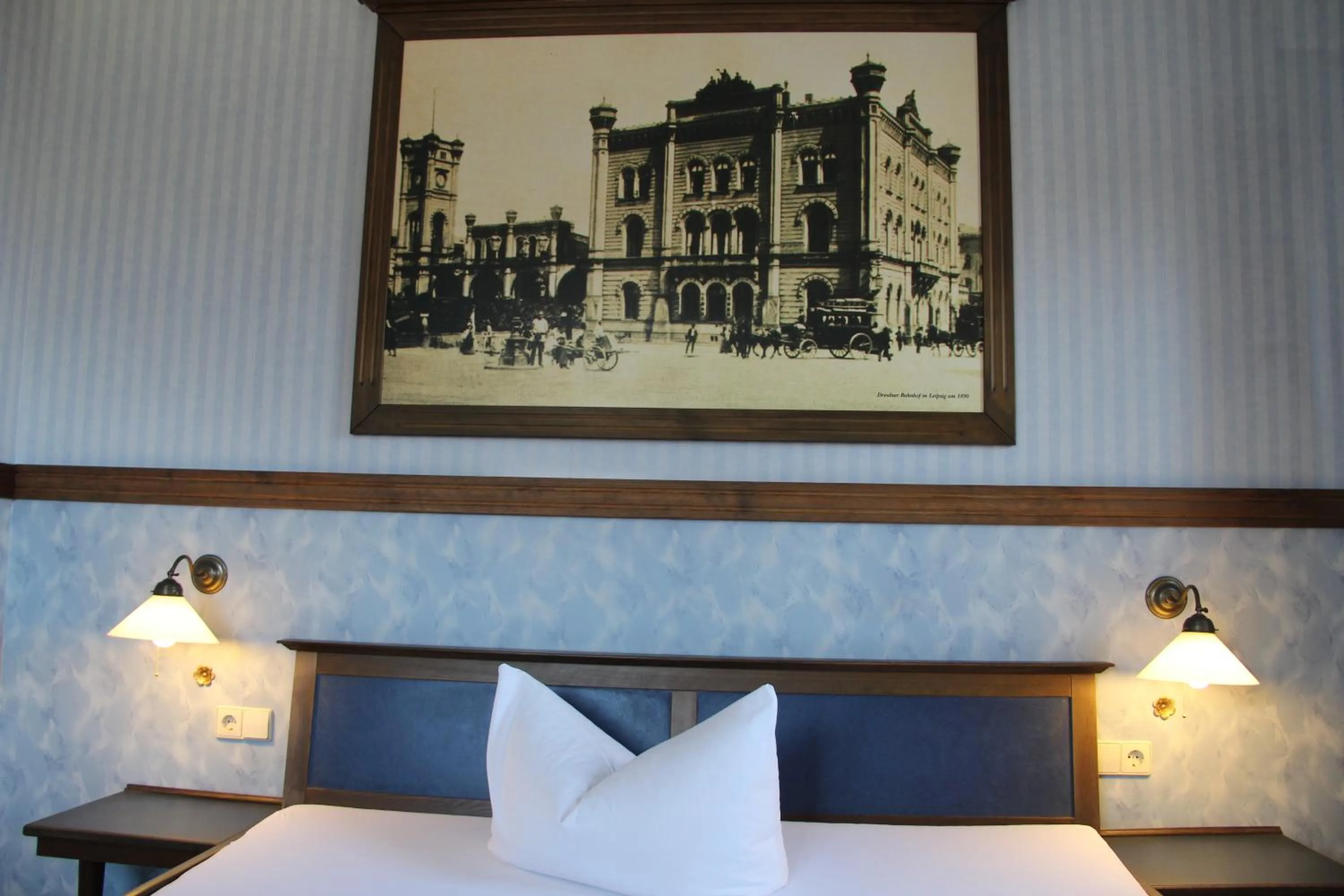 Bed in Hotel BB Bahnhof Bertsdorf