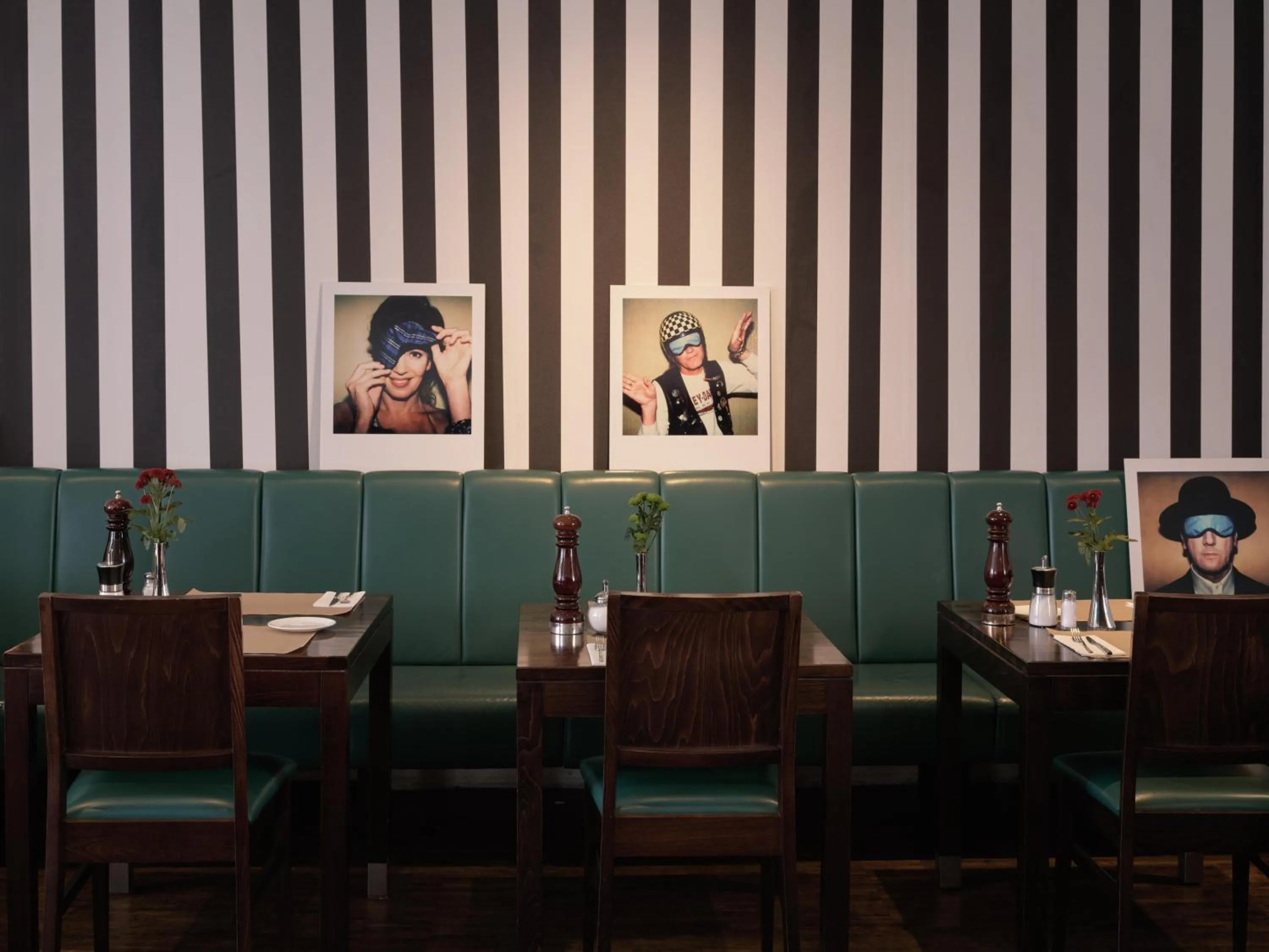 Restaurant/places to eat in Flemings Hotel München-Schwabing