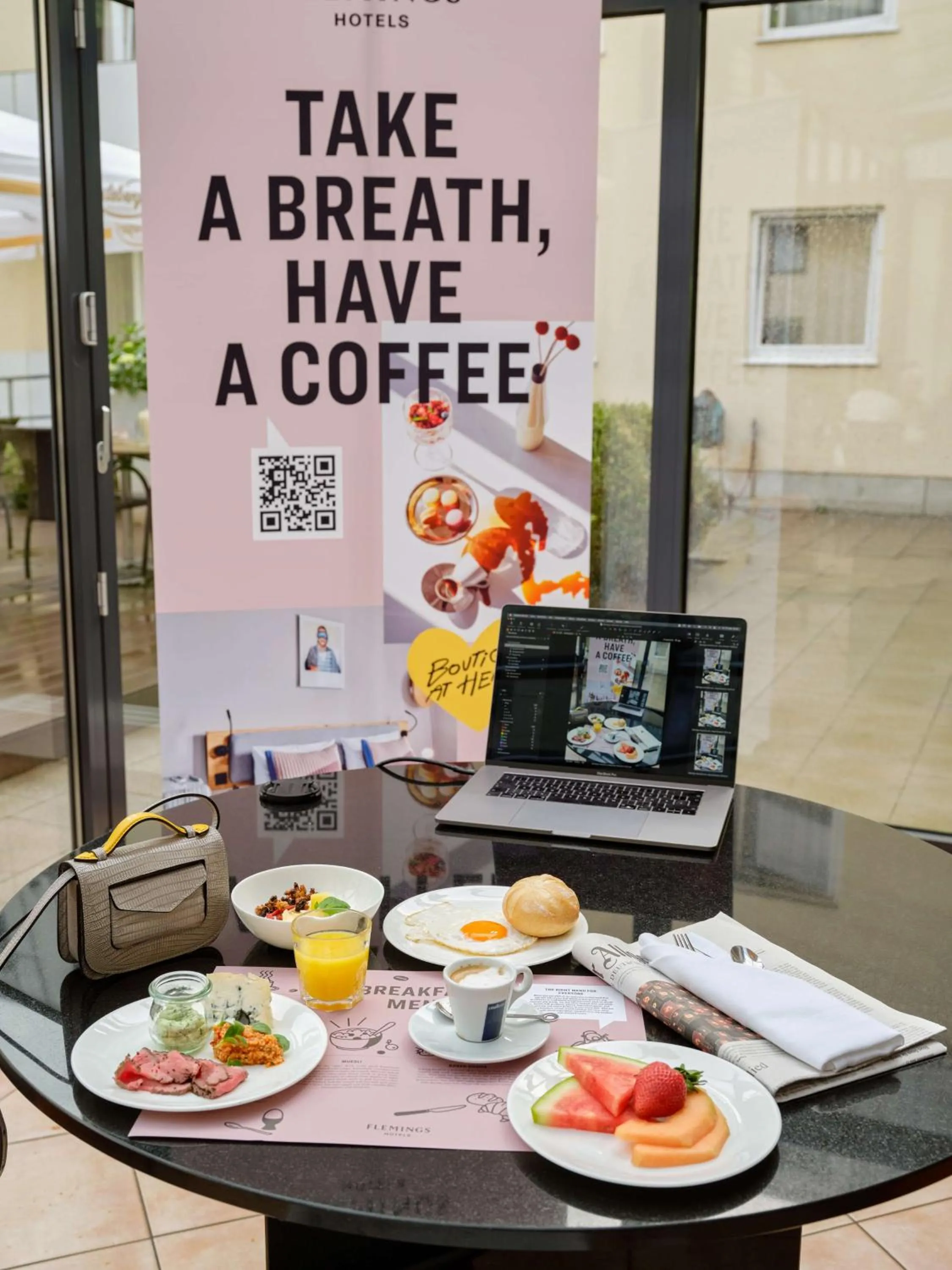 Restaurant/places to eat in Flemings Hotel München-Schwabing