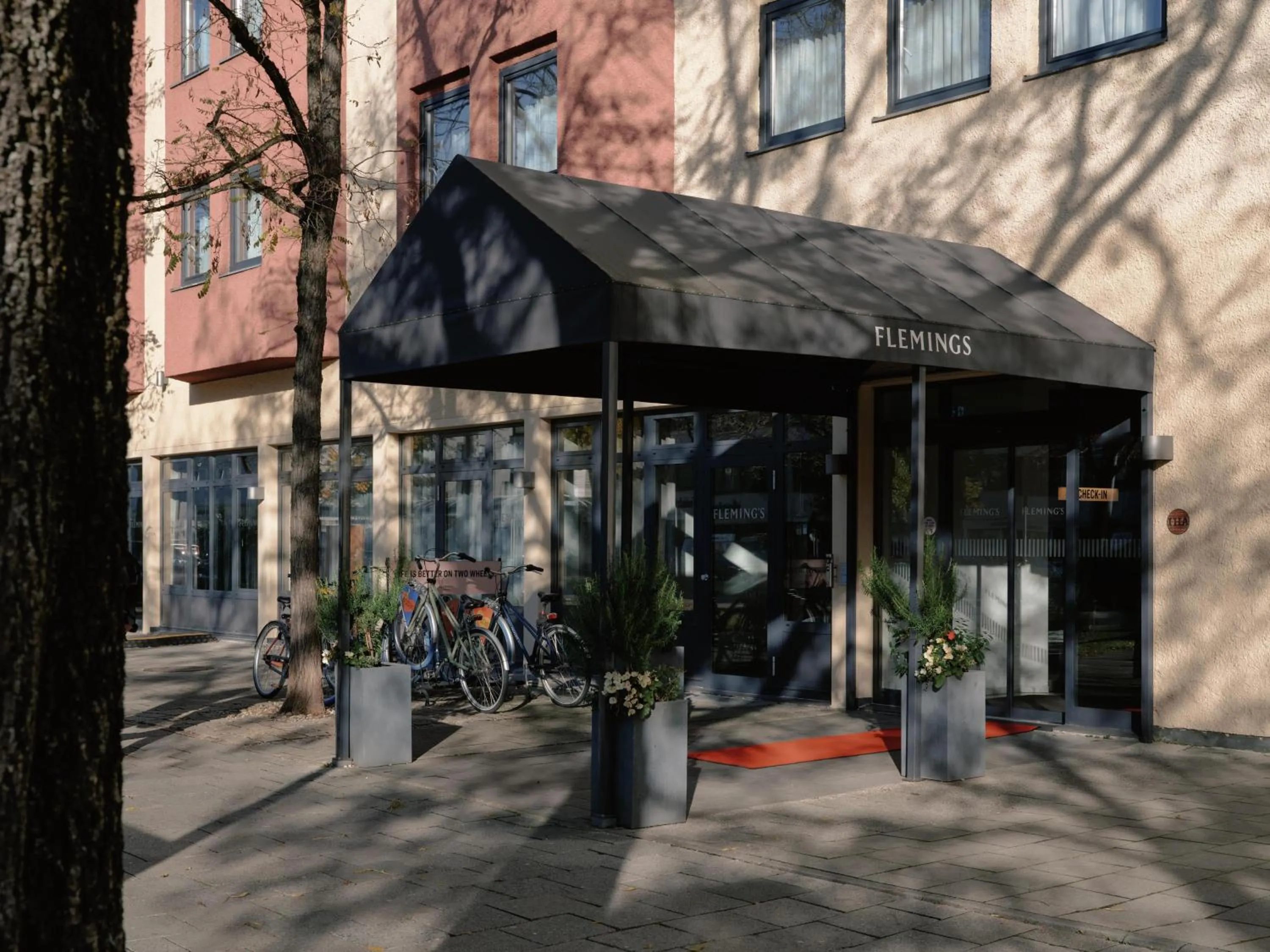 Property building in Flemings Hotel München-Schwabing