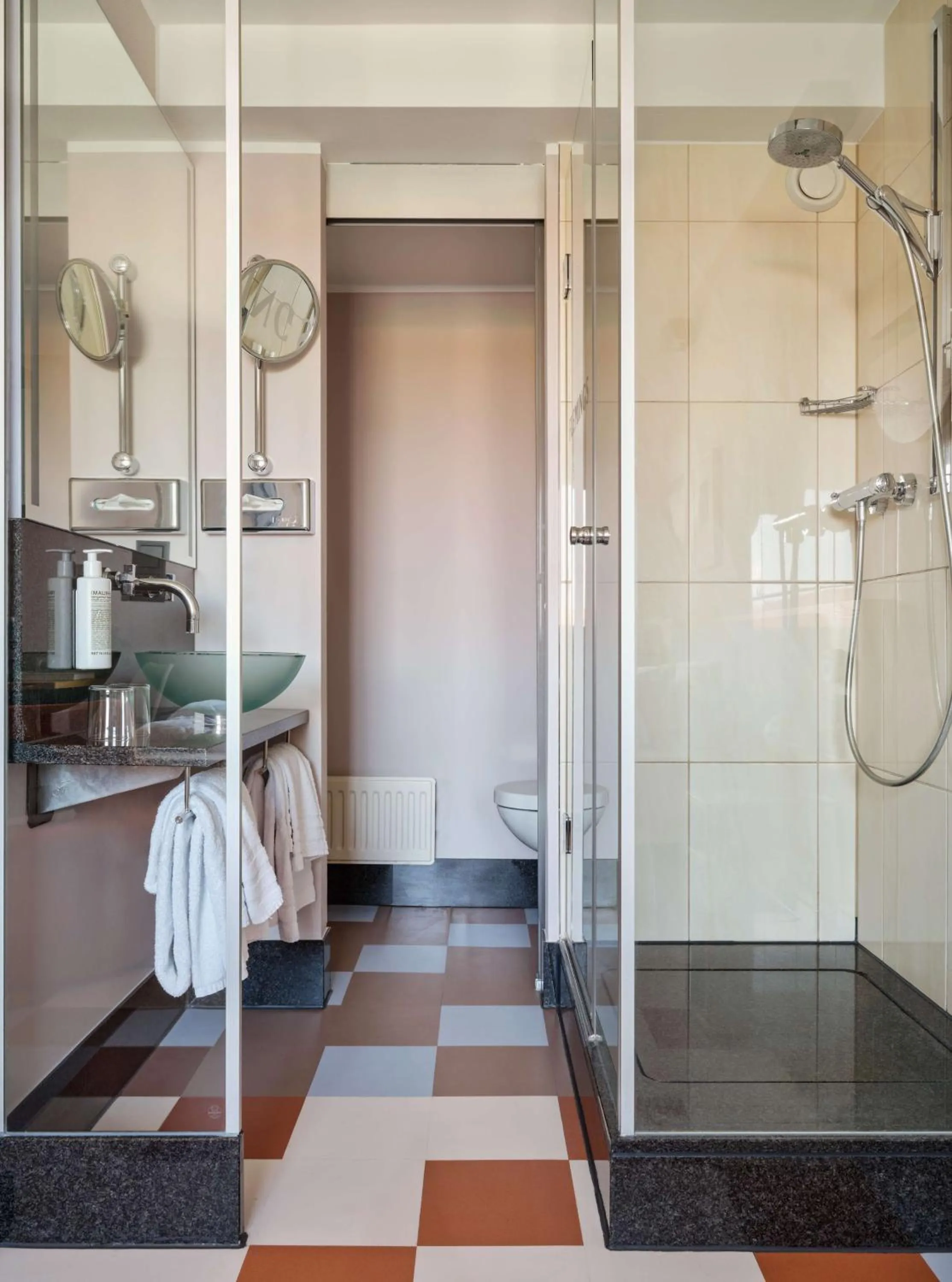 Bedroom in Flemings Hotel München-Schwabing