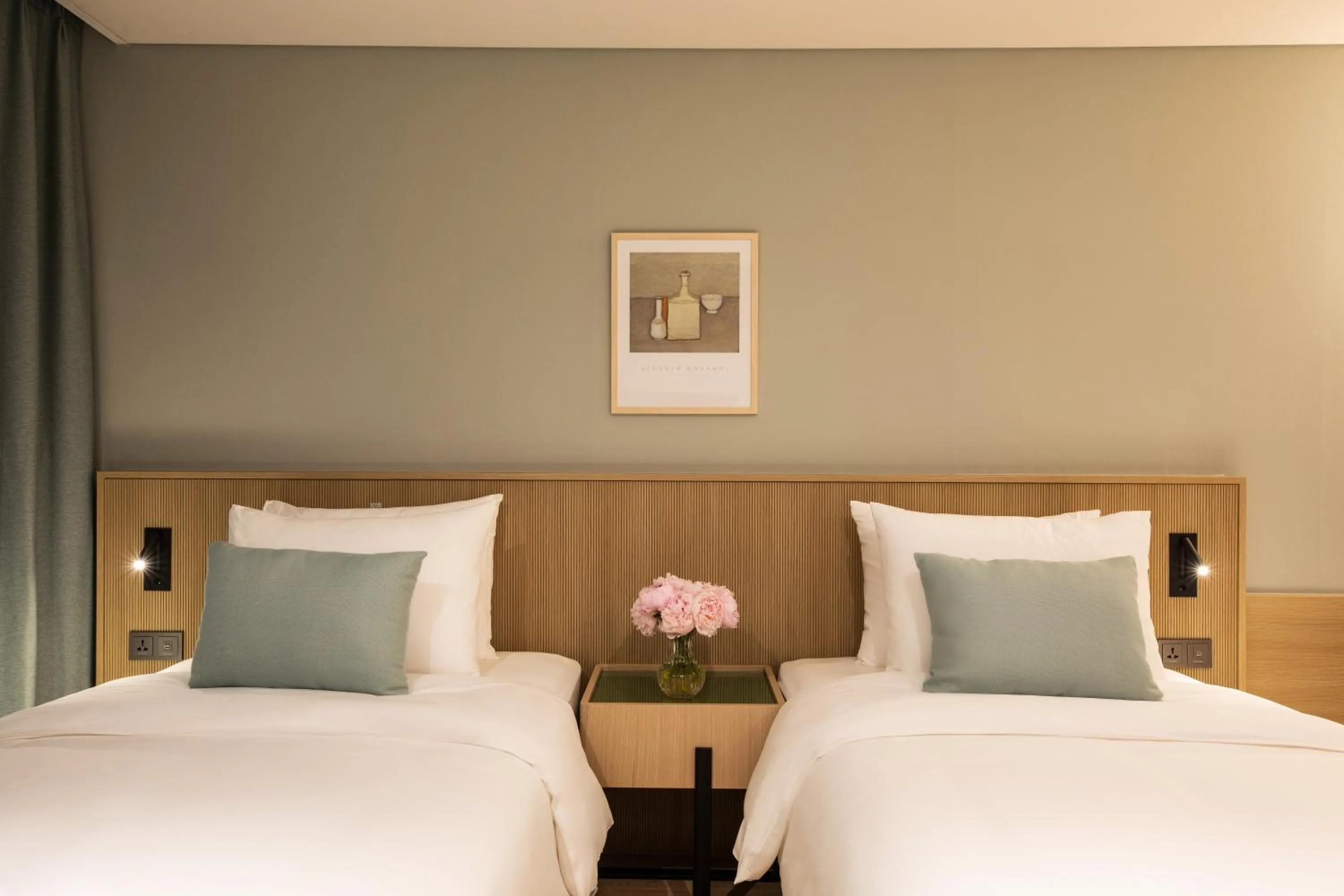 Bed in The Week & Resort