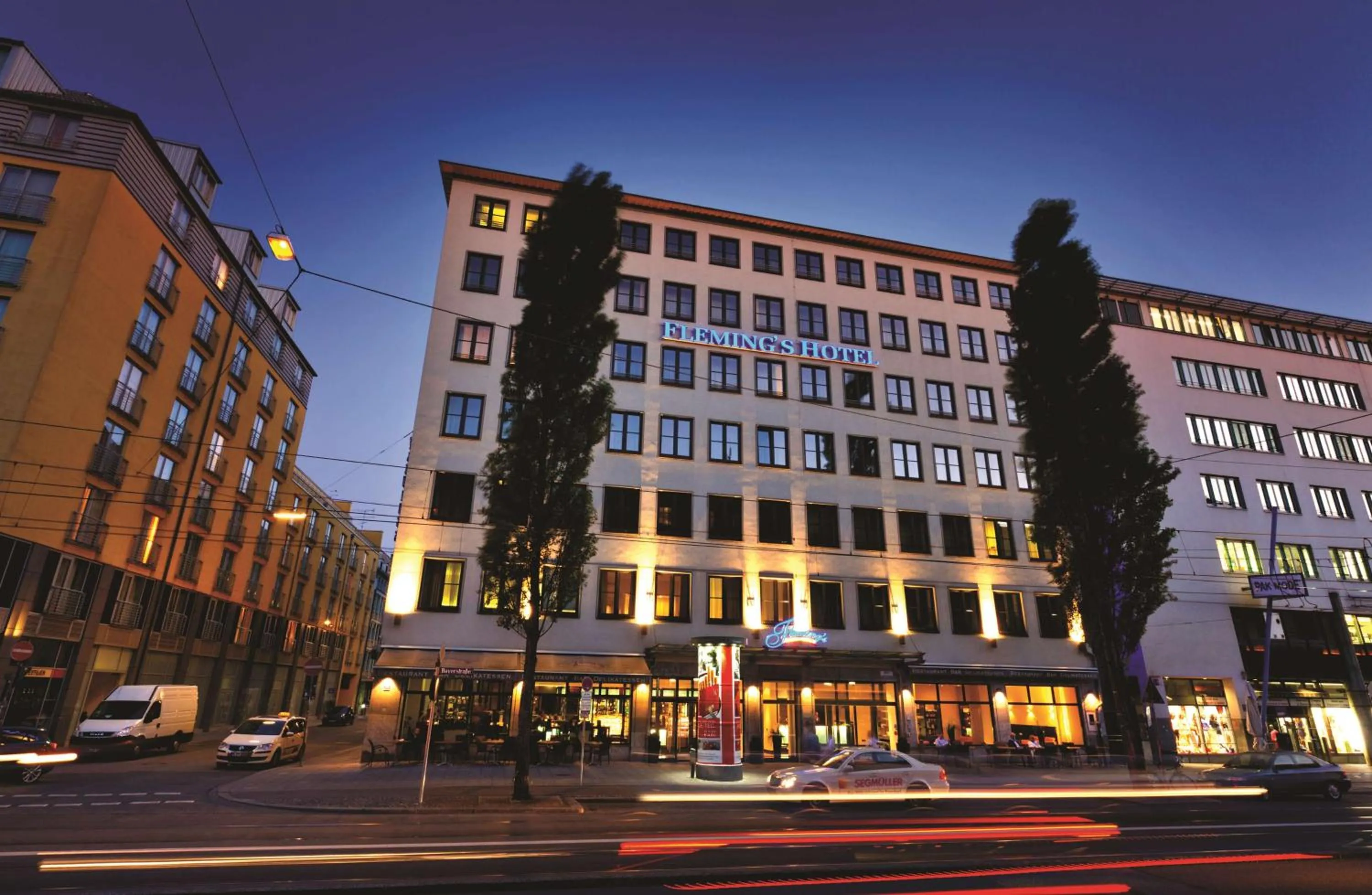 Property building in Flemings Hotel München-City