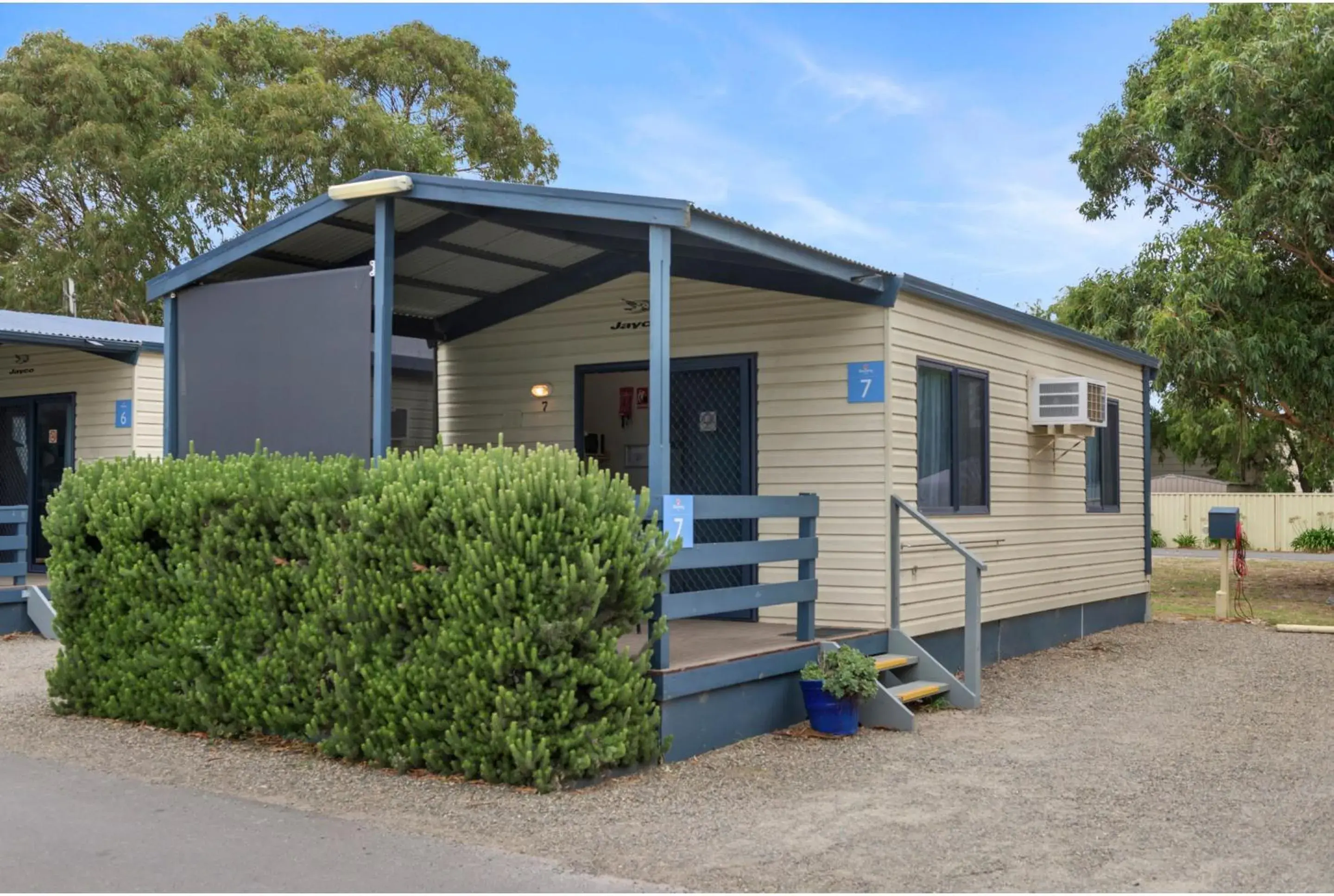 Standard 2 Bedroom Cabin in Discovery Parks - Goolwa Standard 2 Bedroom Cabin in Discovery Parks - Goolwa