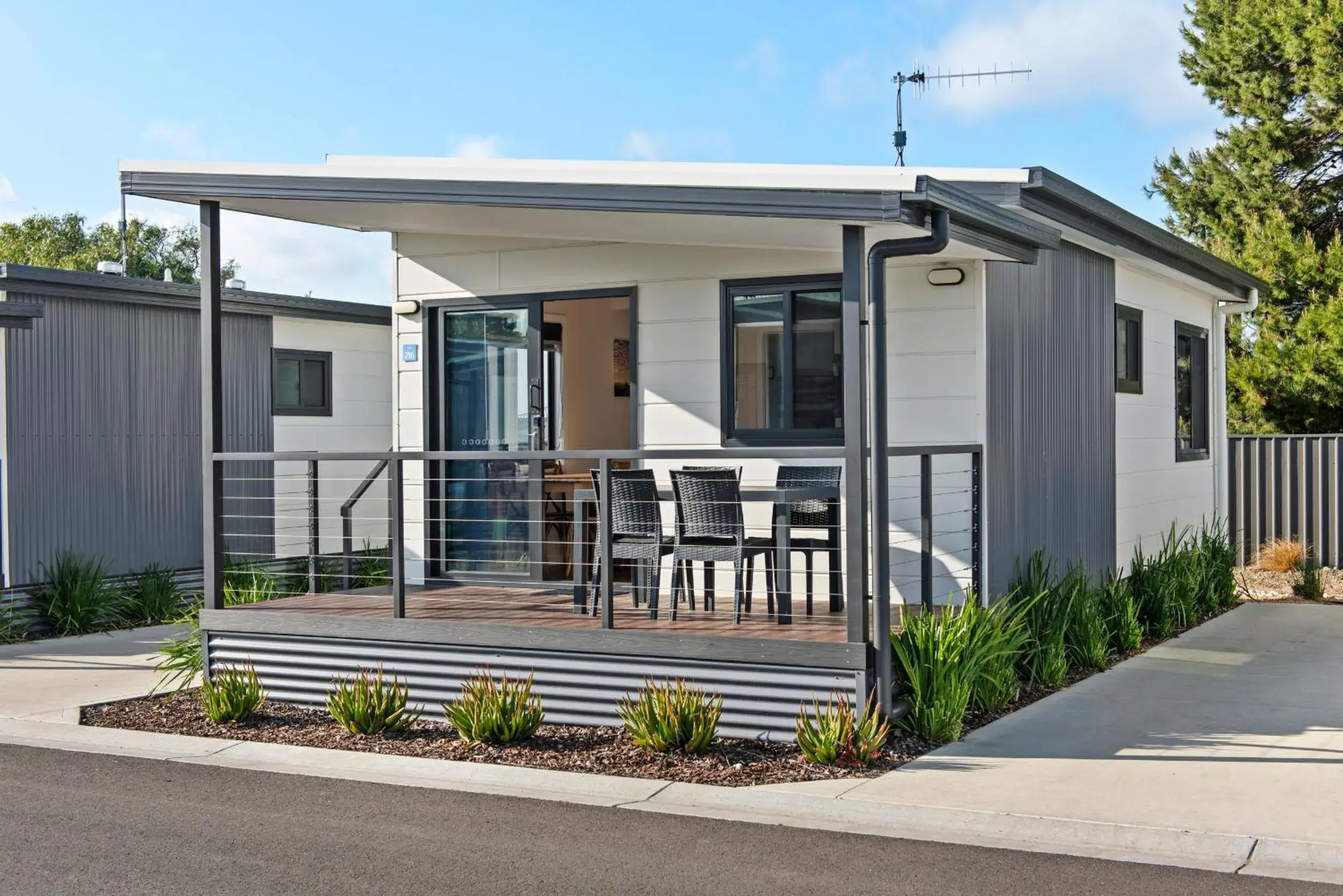 Superior Two-Bedroom Cabin - Sleeps 4 in Discovery Parks - Goolwa Superior Two-Bedroom Cabin - Sleeps 4 in Discovery Parks - Goolwa