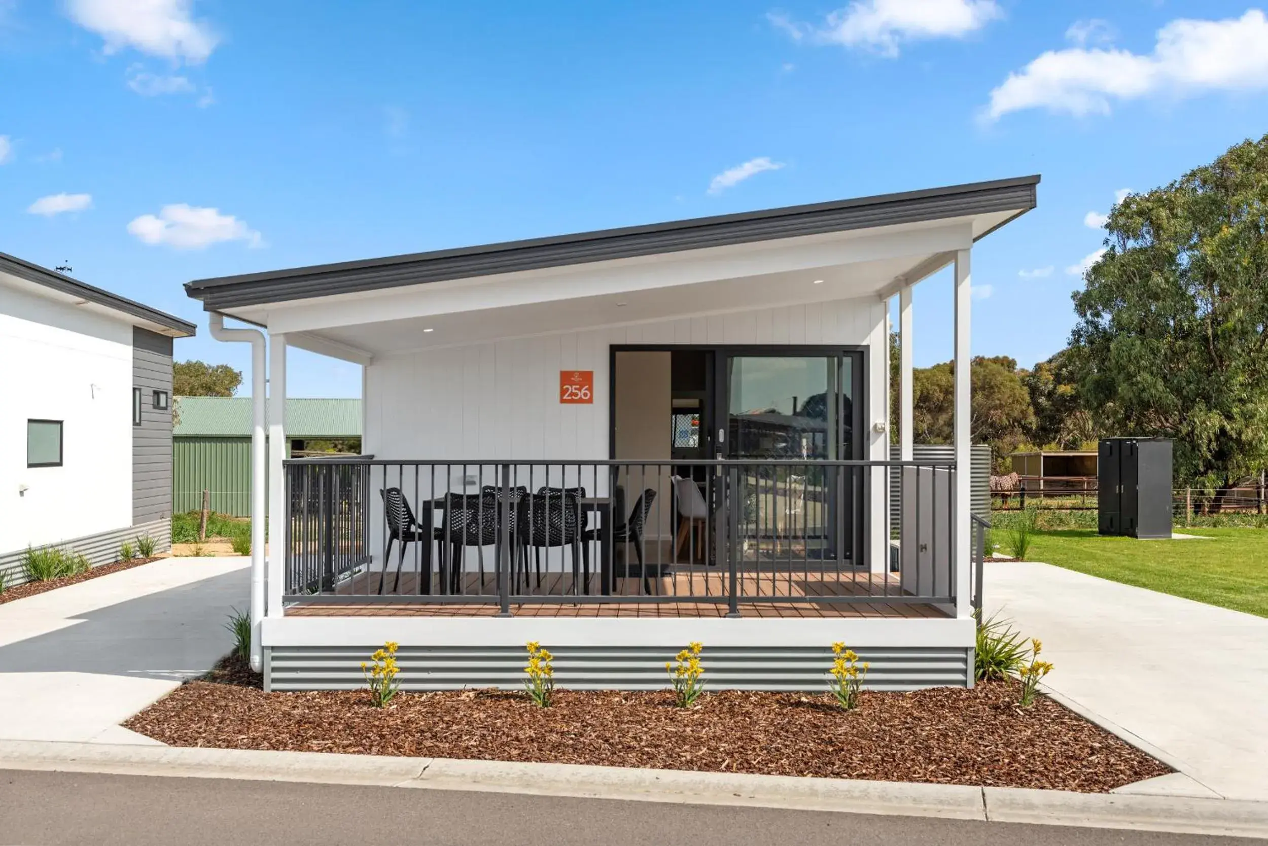 Deluxe 2 Bedroom Cabin - Sleeps 5 in Discovery Parks - Goolwa Deluxe 2 Bedroom Cabin - Sleeps 5 in Discovery Parks - Goolwa
