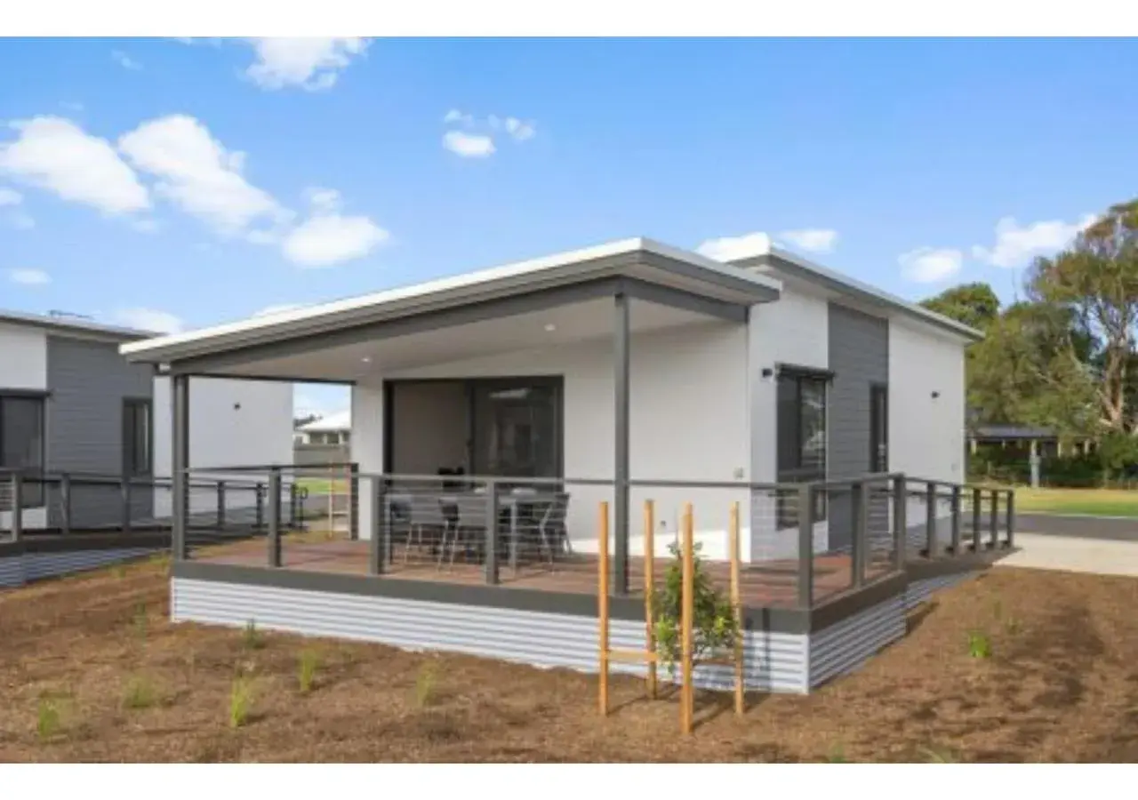 Deluxe 2 Bedroom Access Cabin- Sleeps 5 in Discovery Parks - Goolwa Deluxe 2 Bedroom Access Cabin- Sleeps 5 in Discovery Parks - Goolwa
