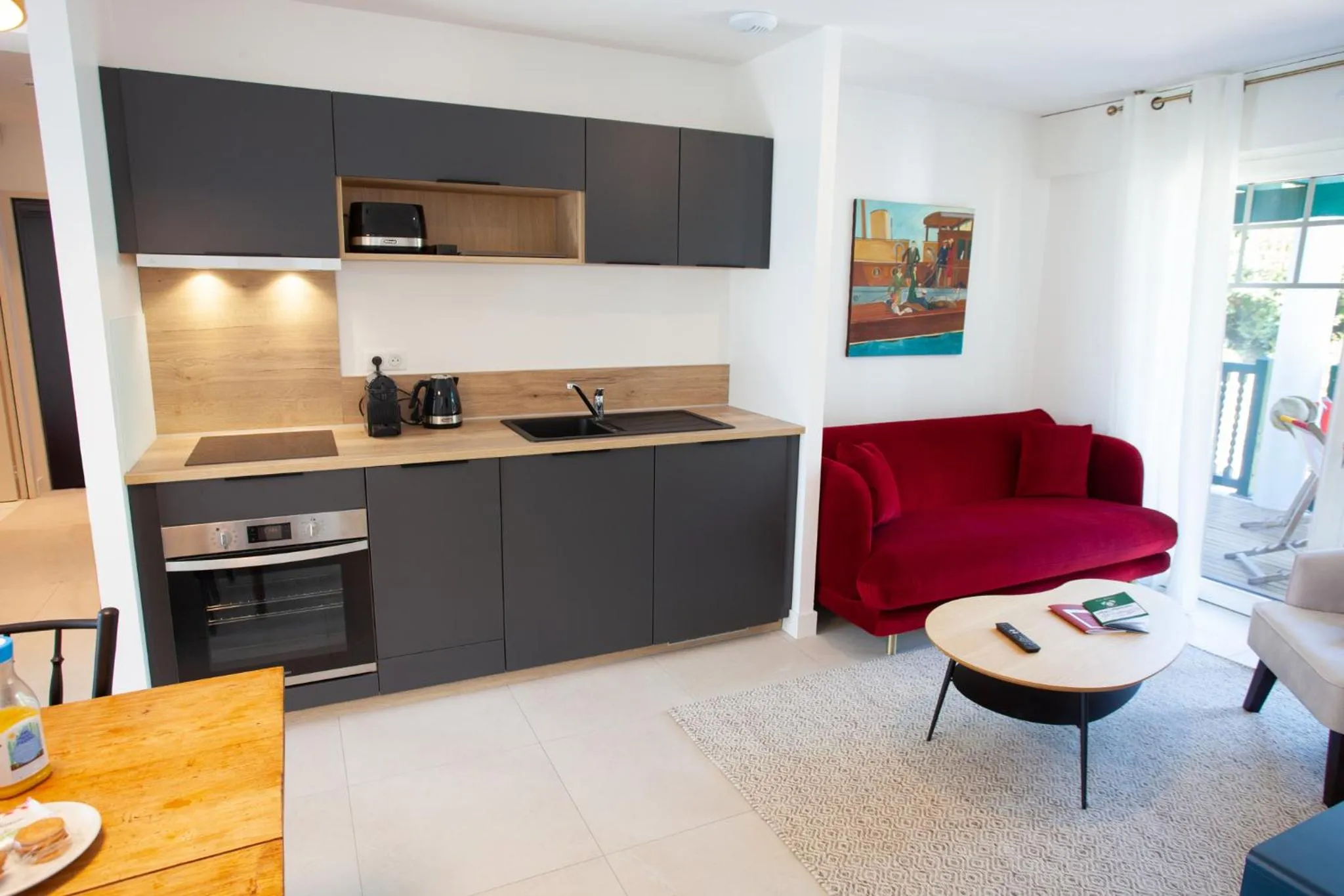 Kitchen or kitchenette in Villa Aitama