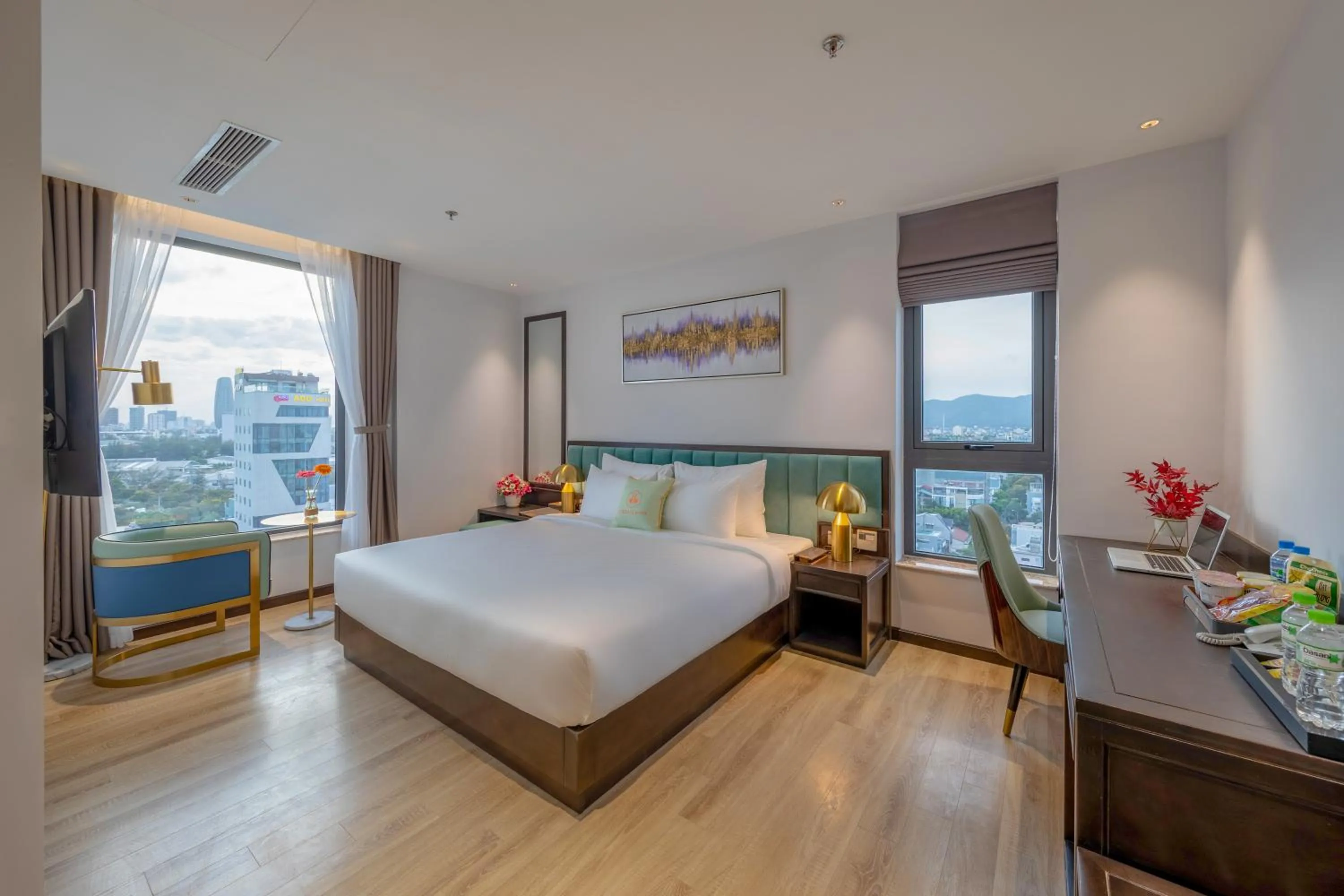 Bed in Cordial Grand Hotel Da Nang Beach - Infinity Rooftop Pool