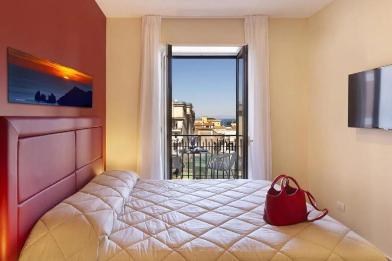 Decorative detail, Bed in Parco Tasso Guest House