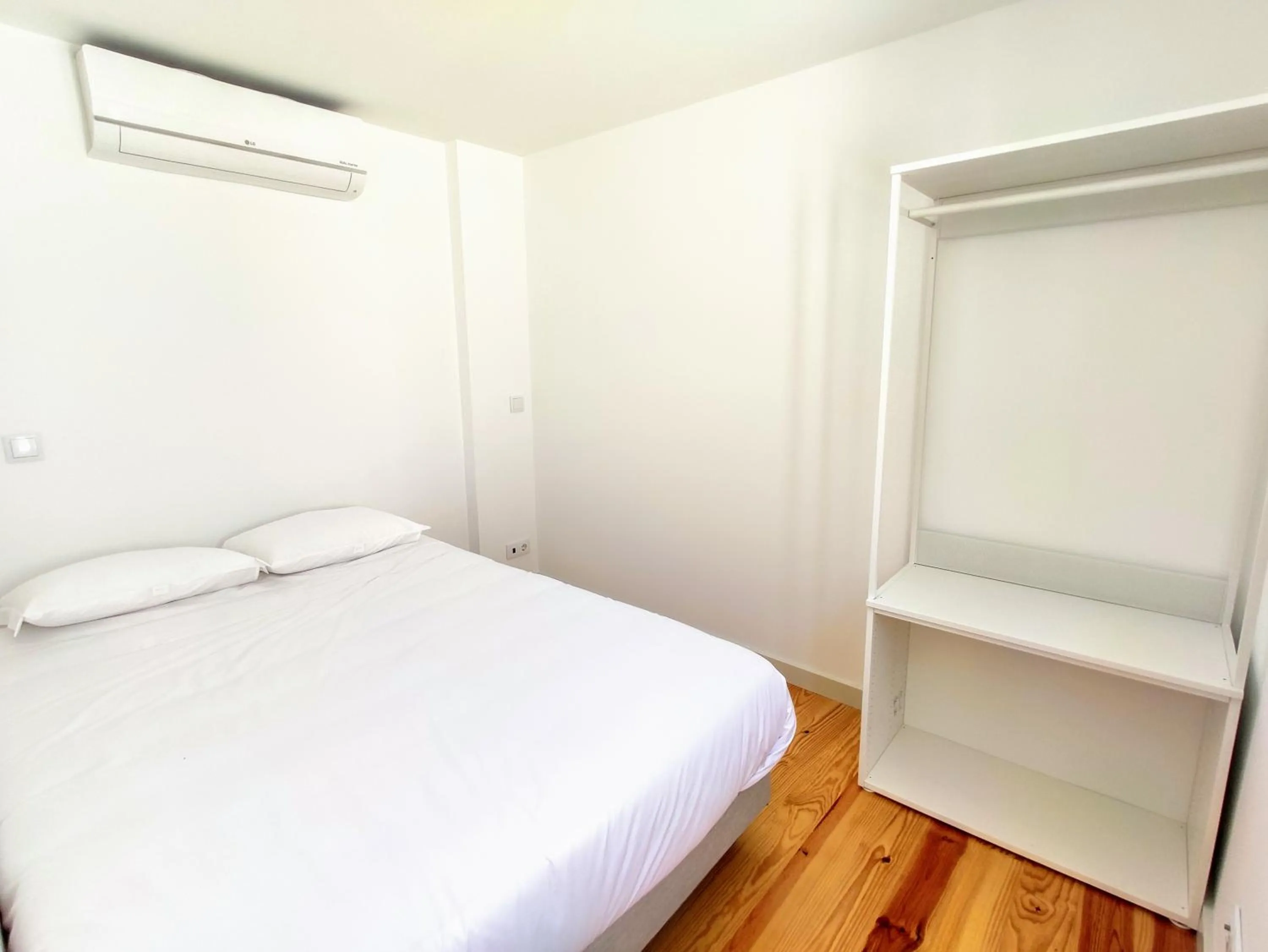 Bed in Bombarda Cinema Apartments