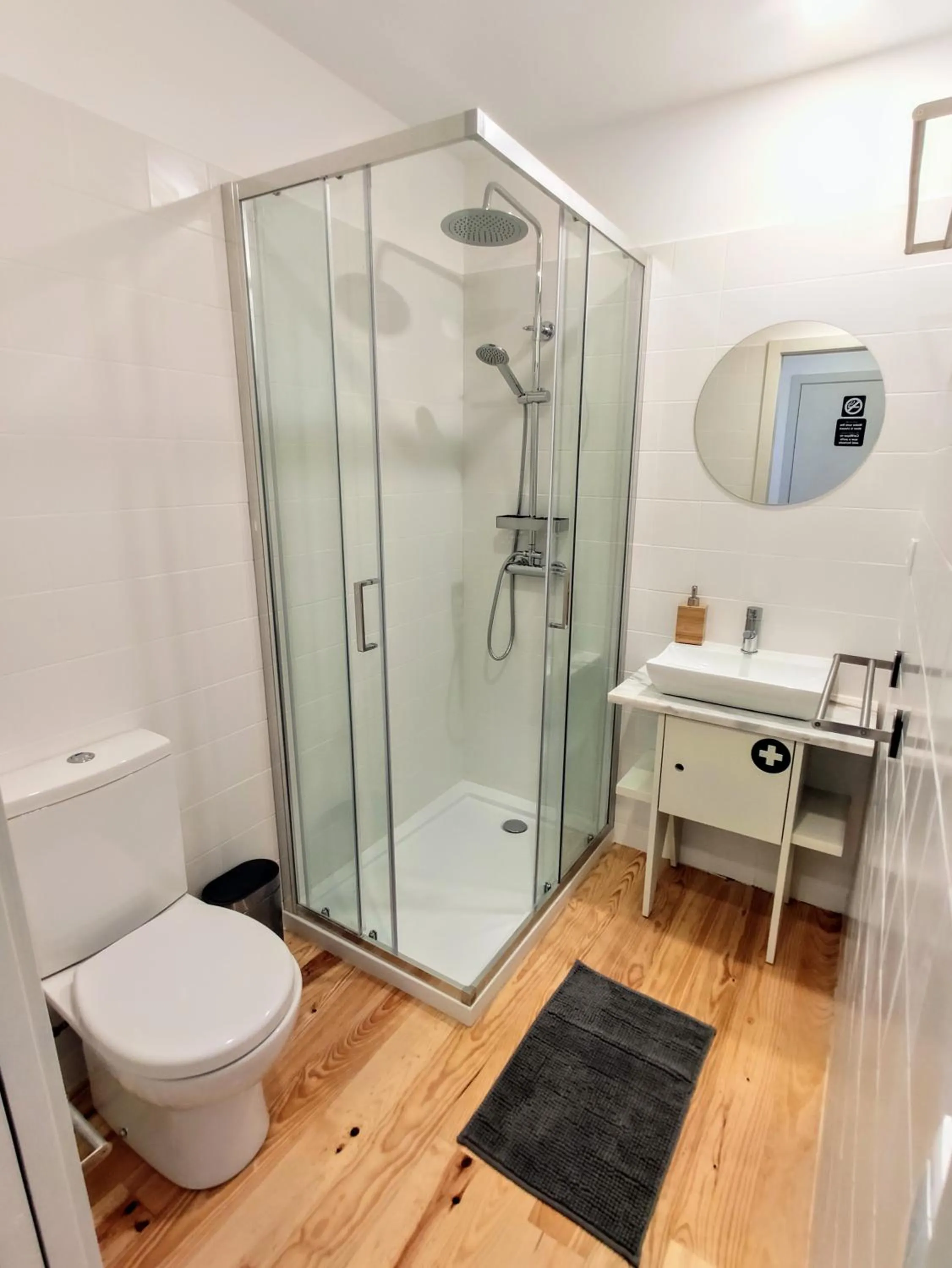 Bathroom in Bombarda Cinema Apartments