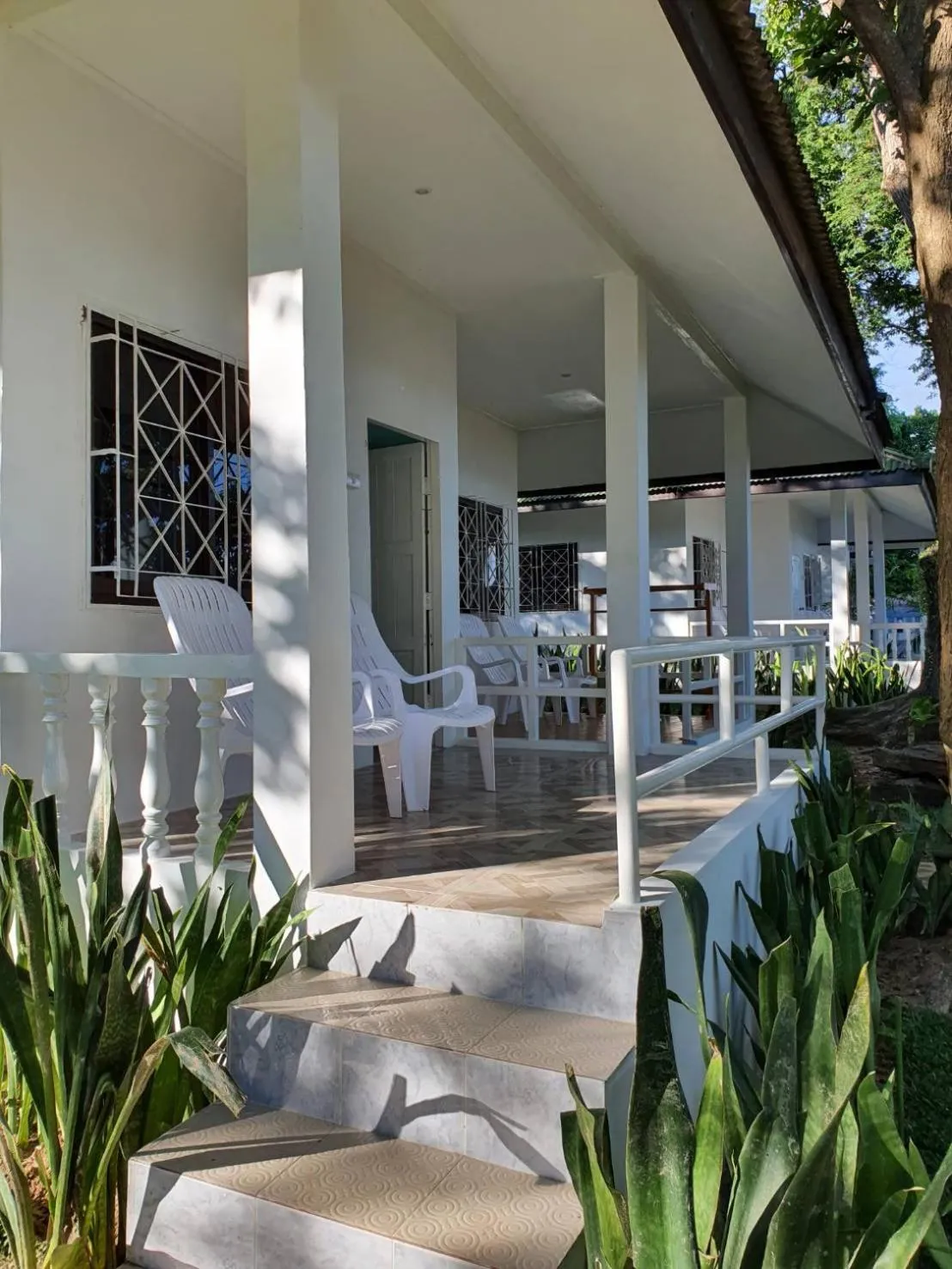 Patio in Blue Bay Bungalow