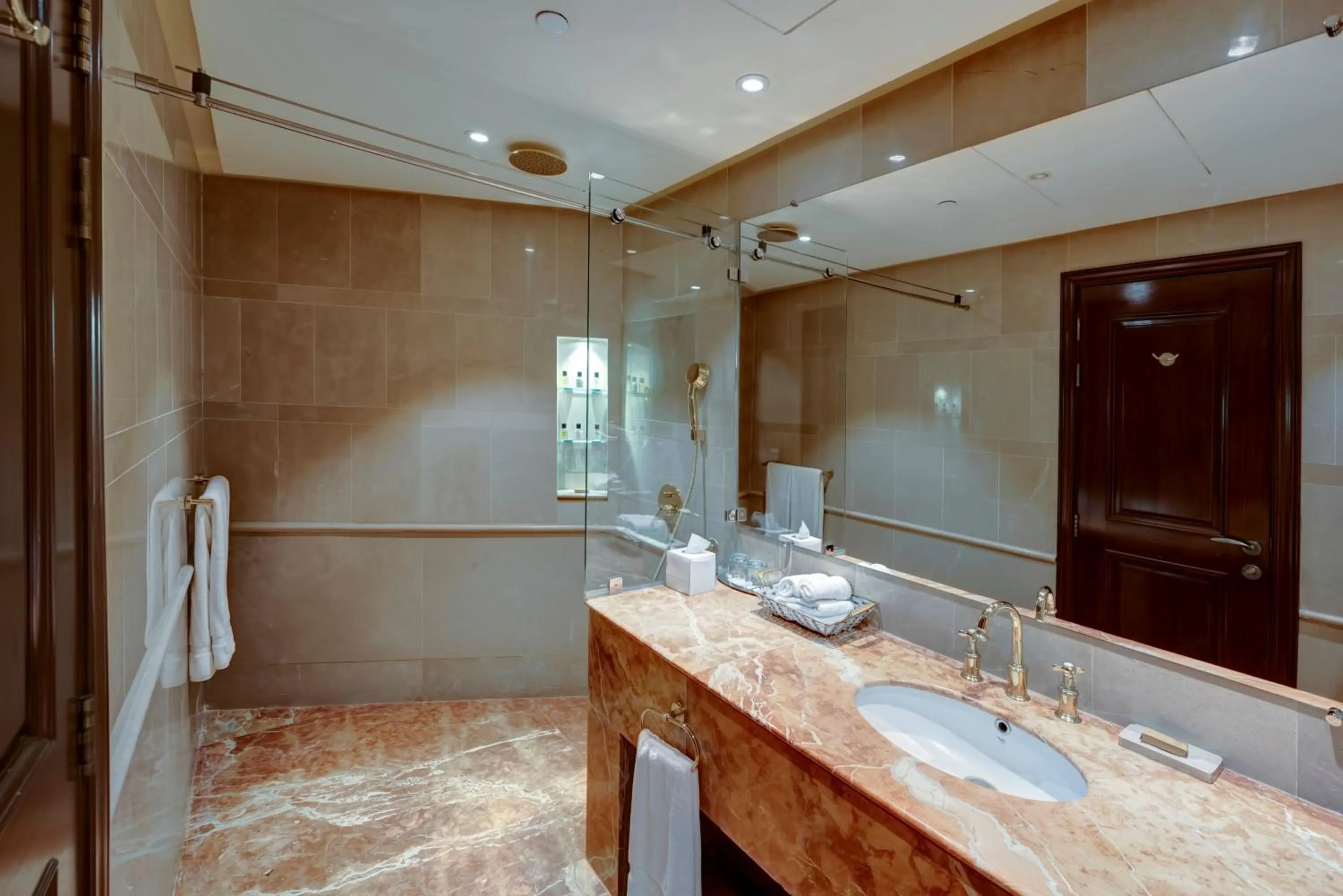 Bathroom in Pearl Continental Hotel Malam Jabba