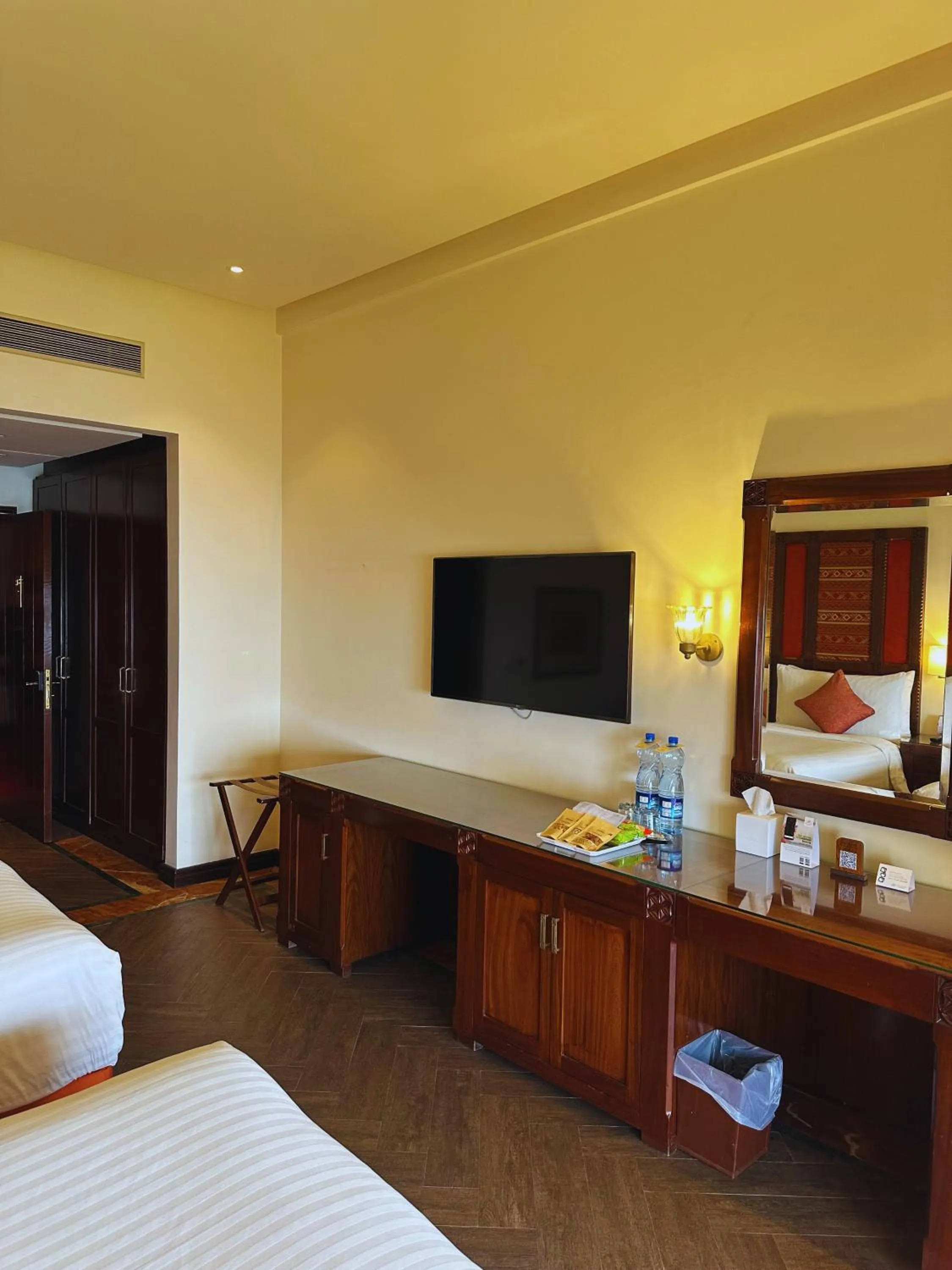 Bedroom, Bed in Pearl Continental Hotel Malam Jabba