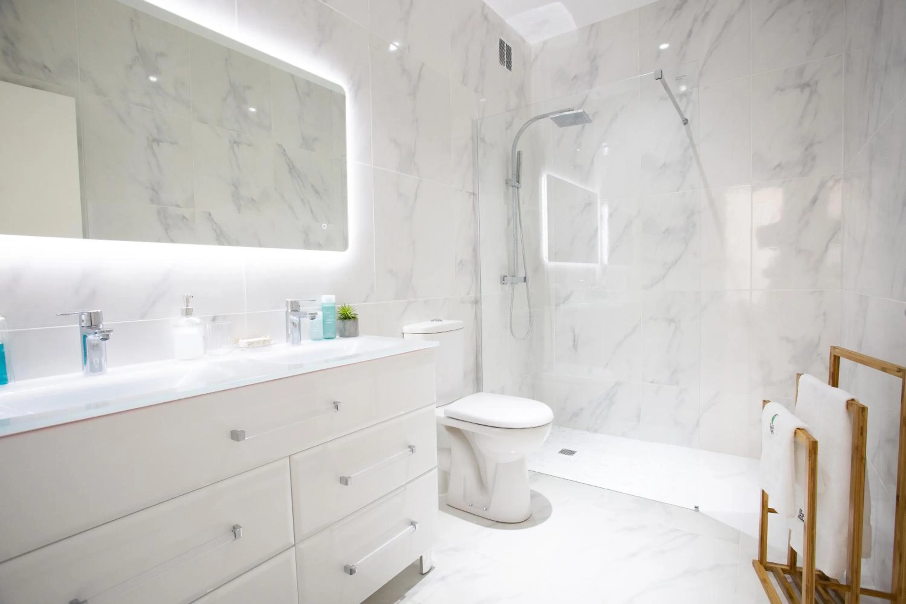 Bathroom in Les Etangs de la Bassée