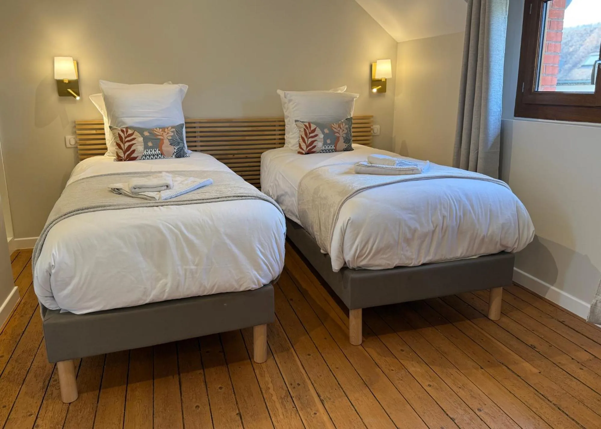 Bedroom, Bed in Les Etangs de la Bassée