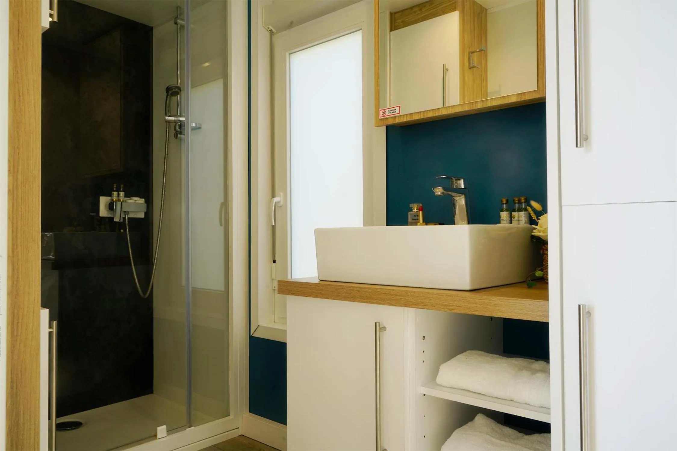 Bathroom in Les Etangs de la Bassée