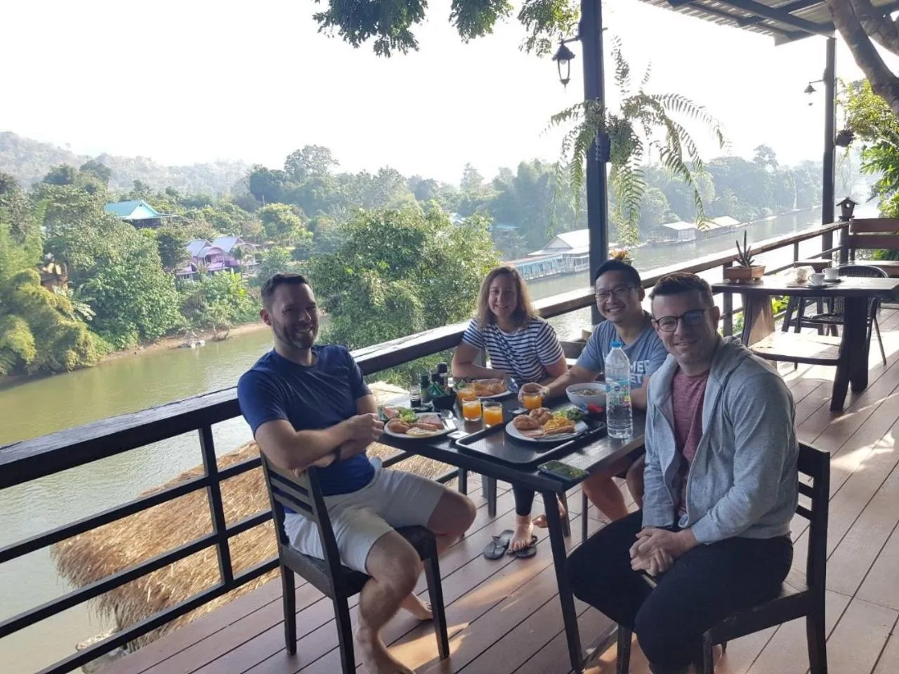 Restaurant/places to eat in Rimwang The River Life