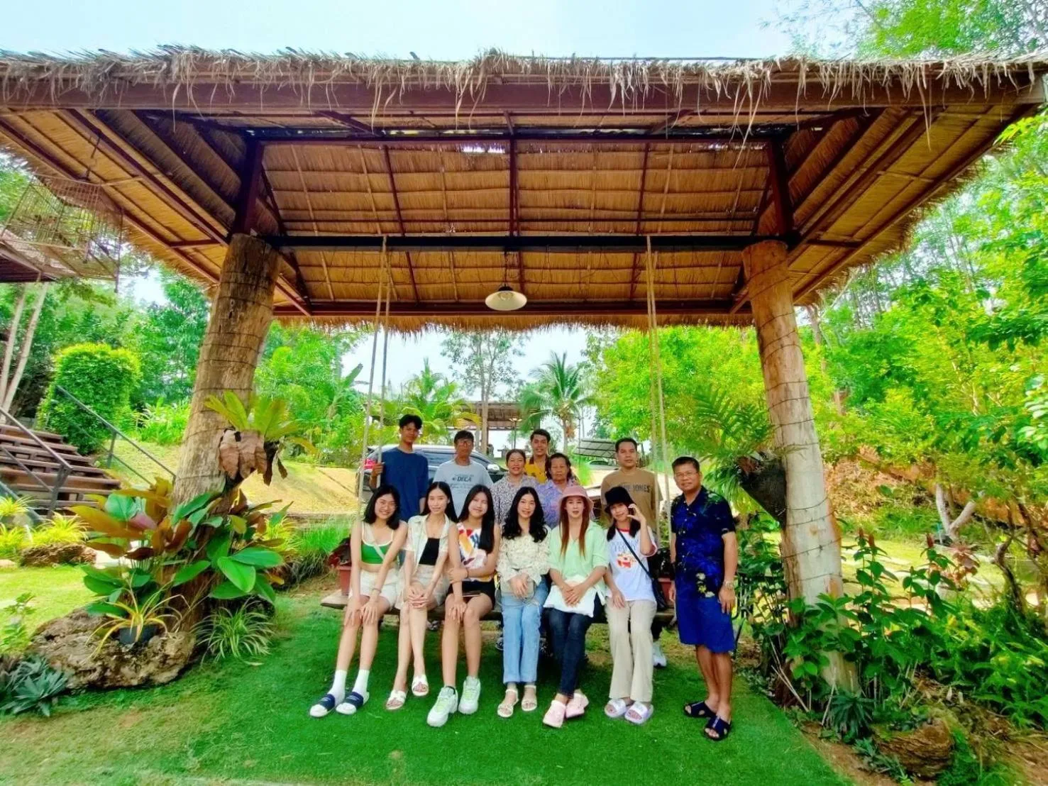 group of guests in Rimwang The River Life