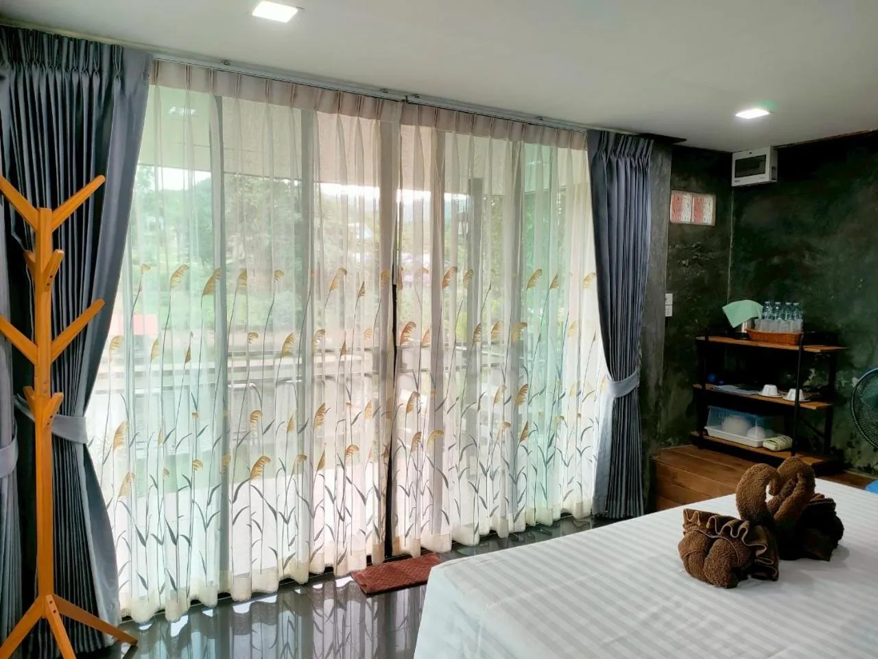 Photo of the whole room in Rimwang The River Life