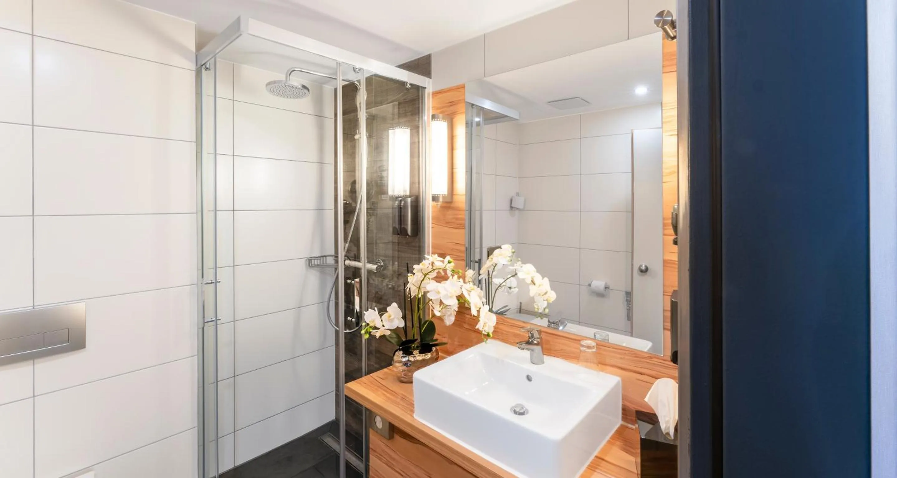 Bathroom in PLAZA Premium Columbus Bremen