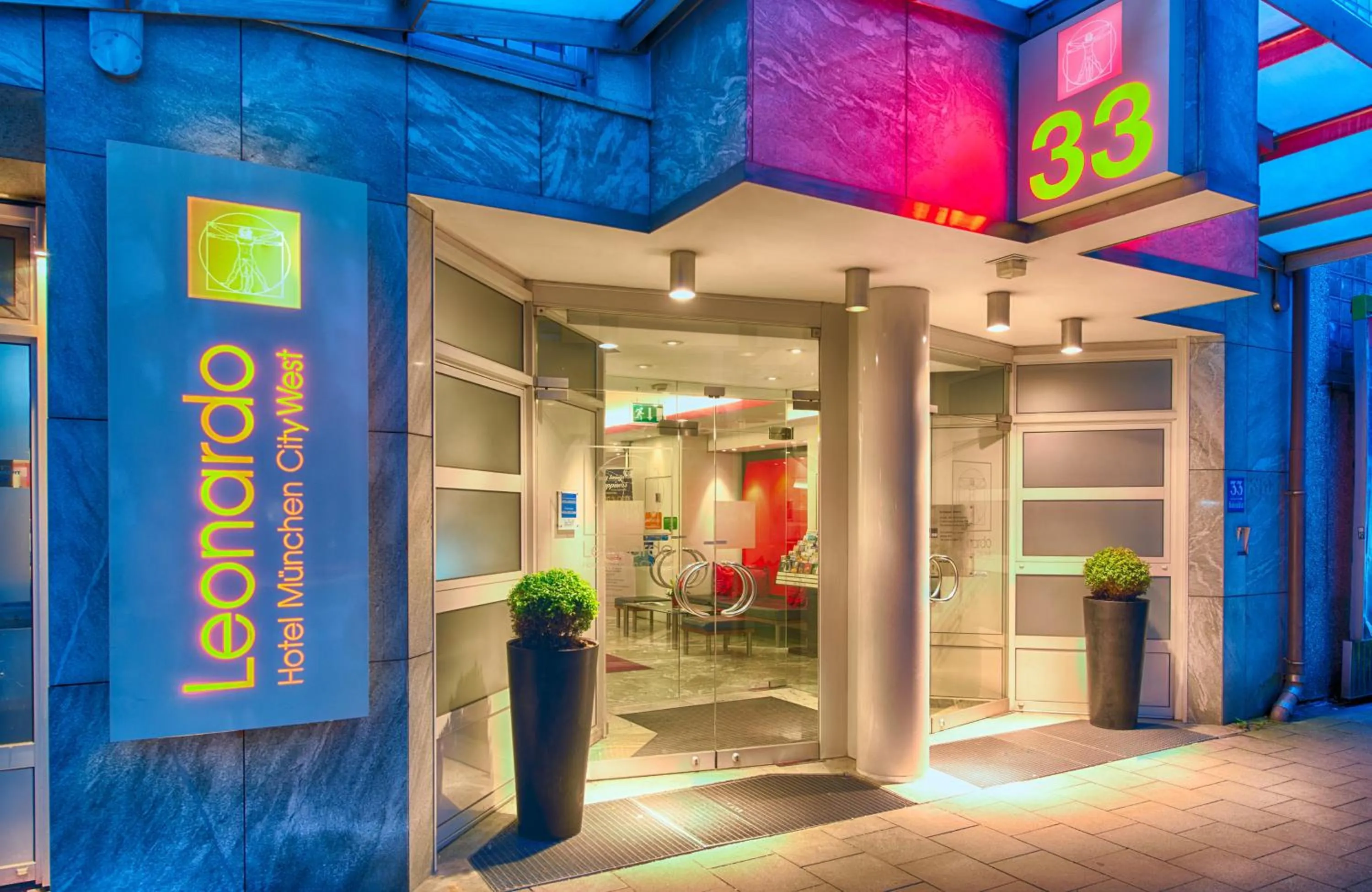 Facade/entrance in Leonardo Hotel München City West