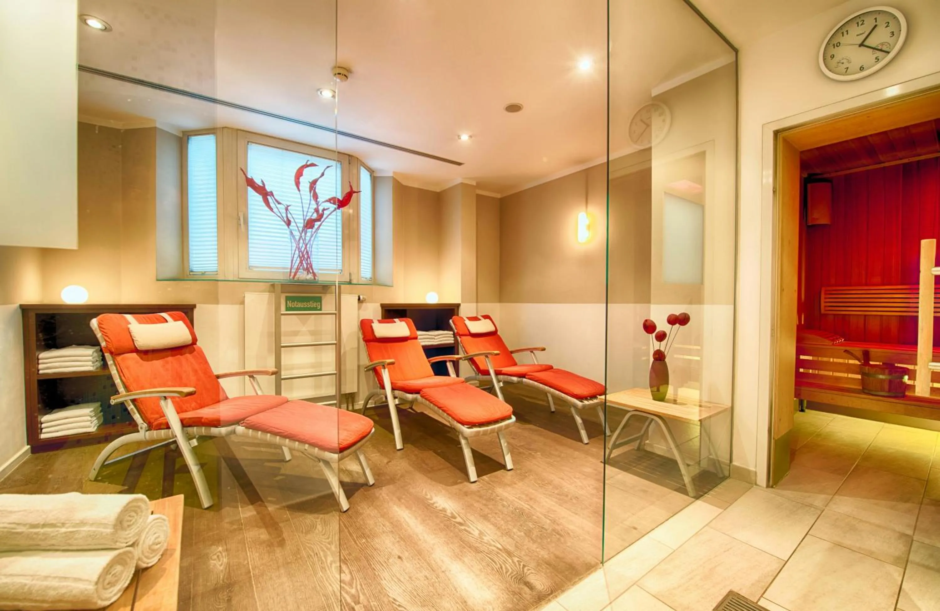 Sauna in Leonardo Hotel München City West