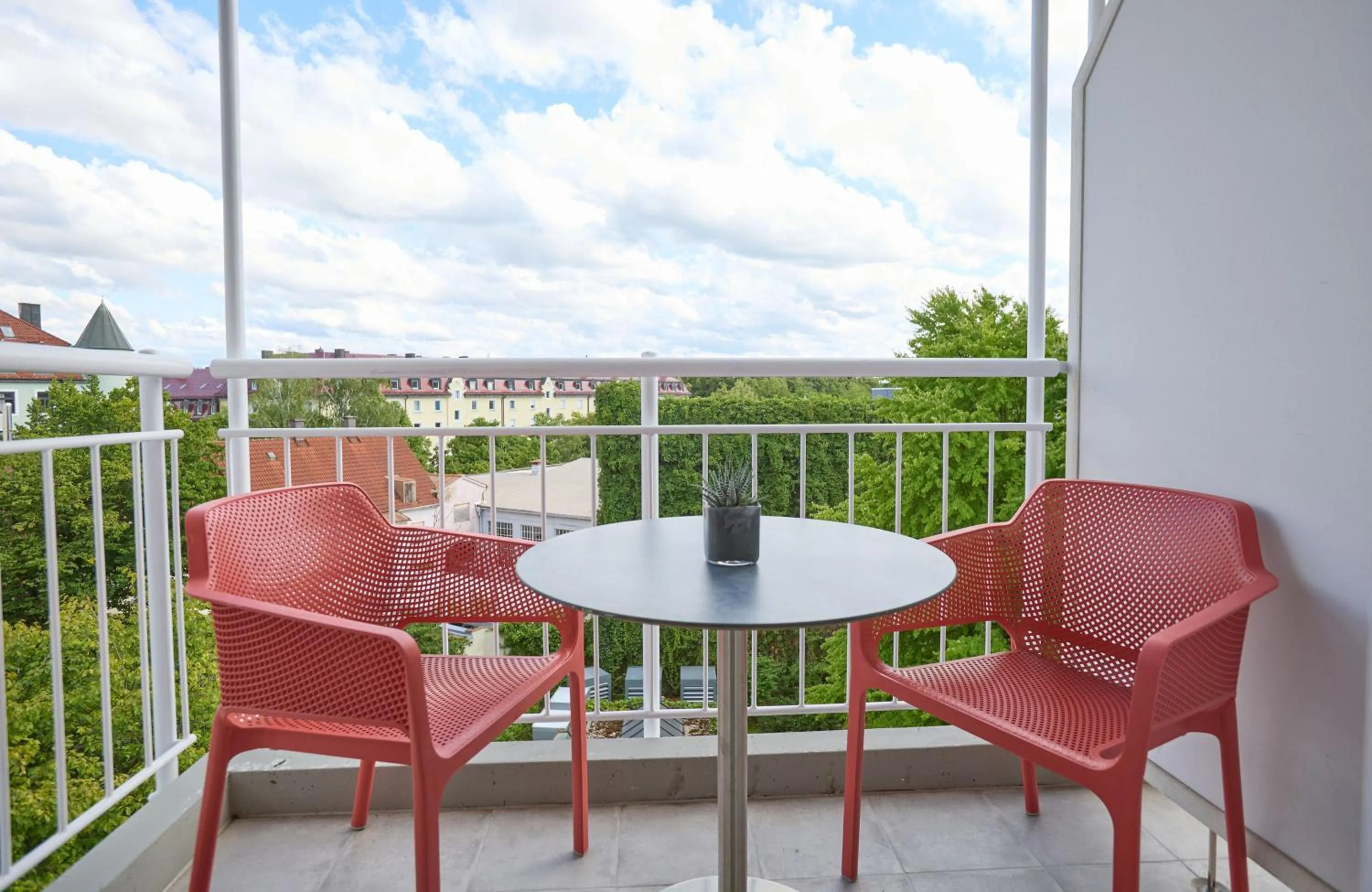 Balcony/Terrace in Leonardo Hotel München City West