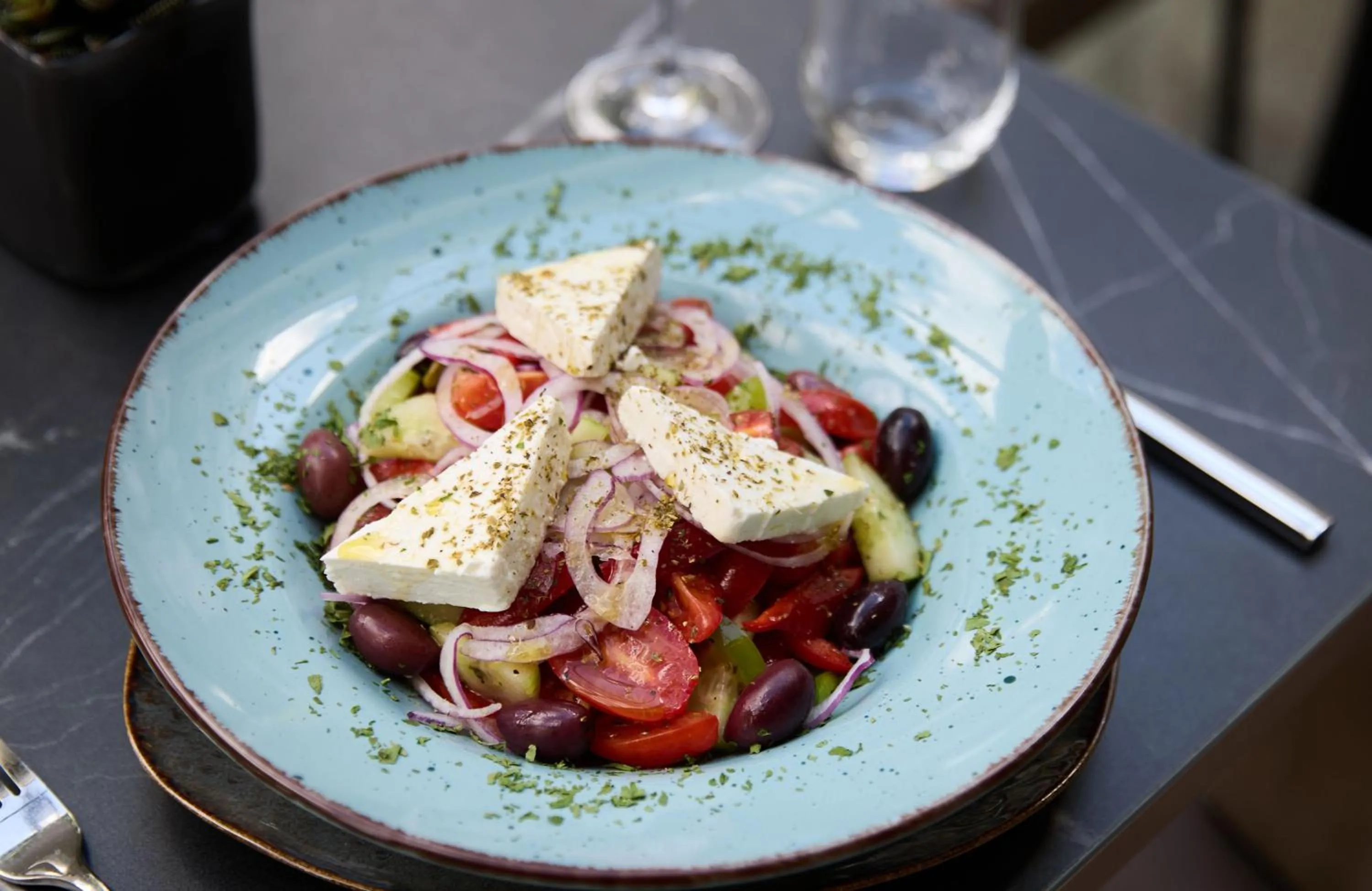 Restaurant/places to eat in Leonardo Hotel München City West