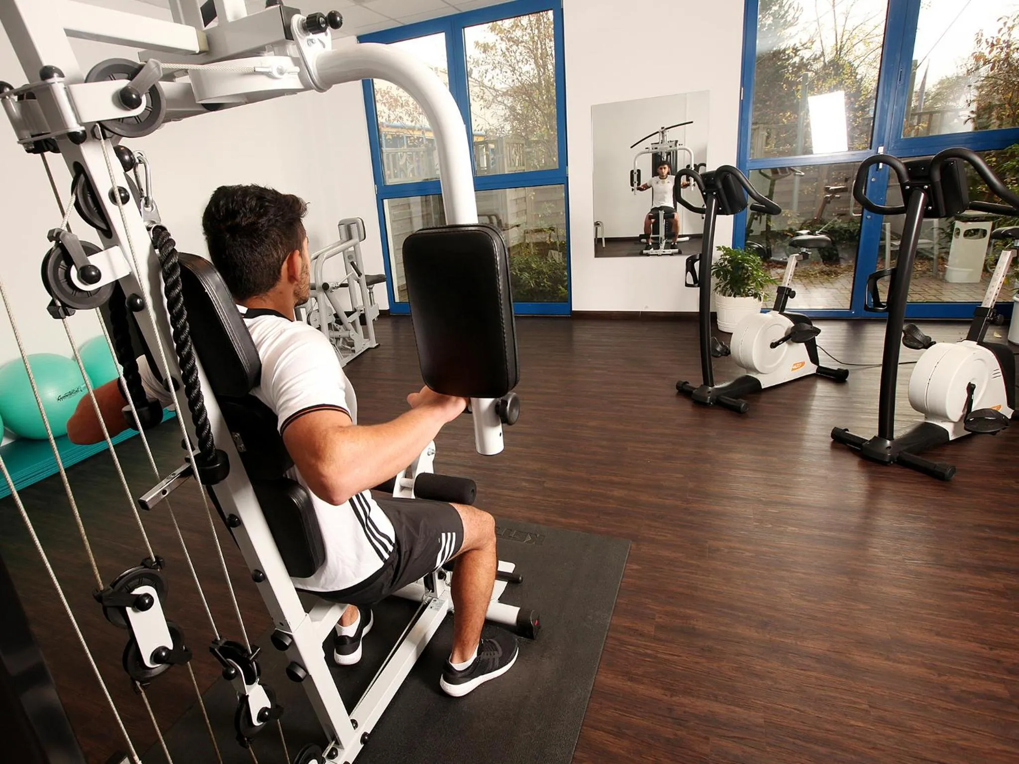 Fitness centre/facilities in Transmar Travel Hotel
