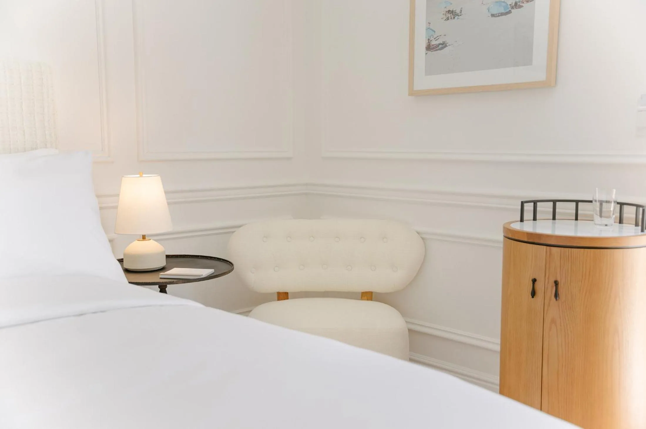 Bedroom, Bed in Cara Hotel