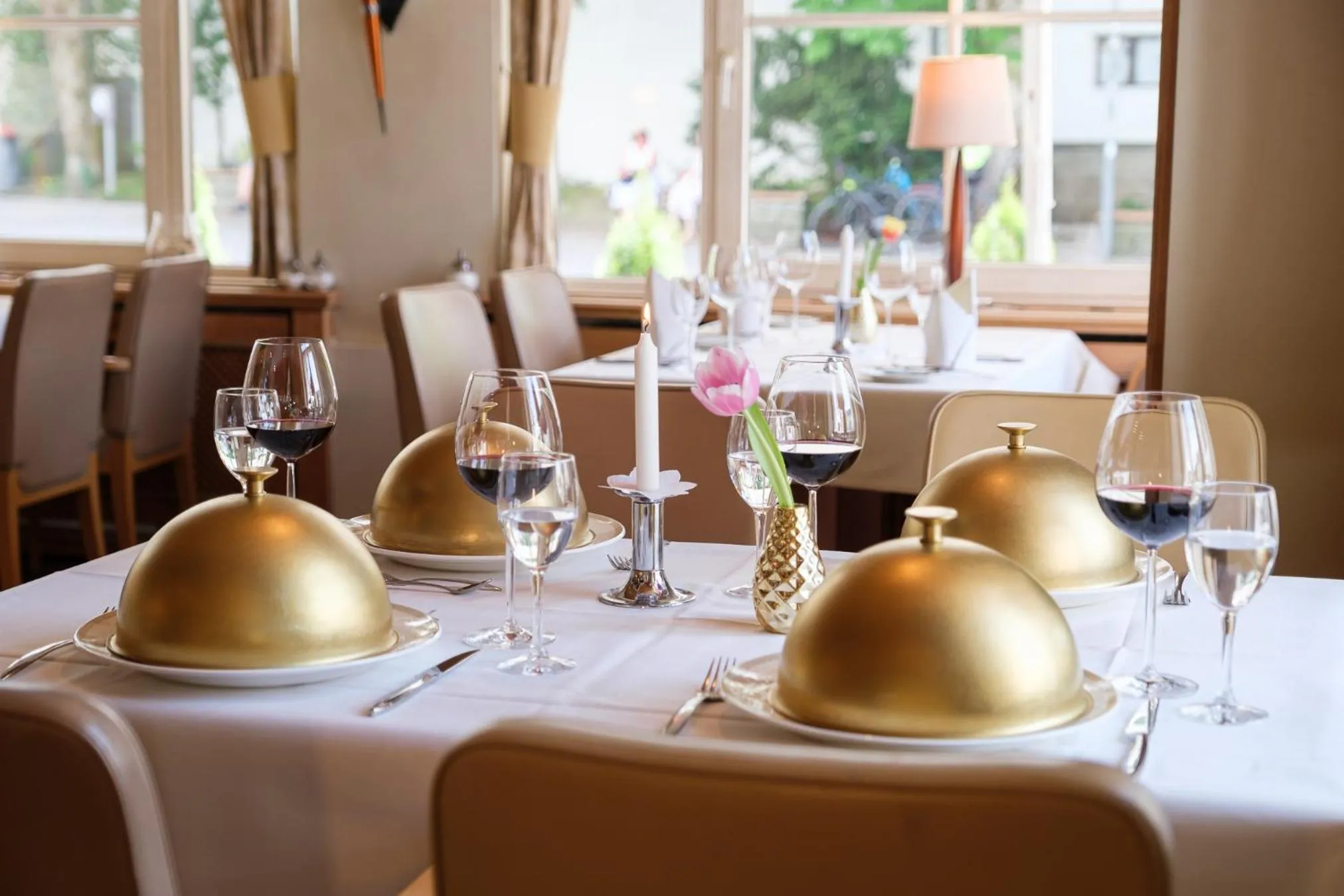 Restaurant/places to eat in Hotel Mohren